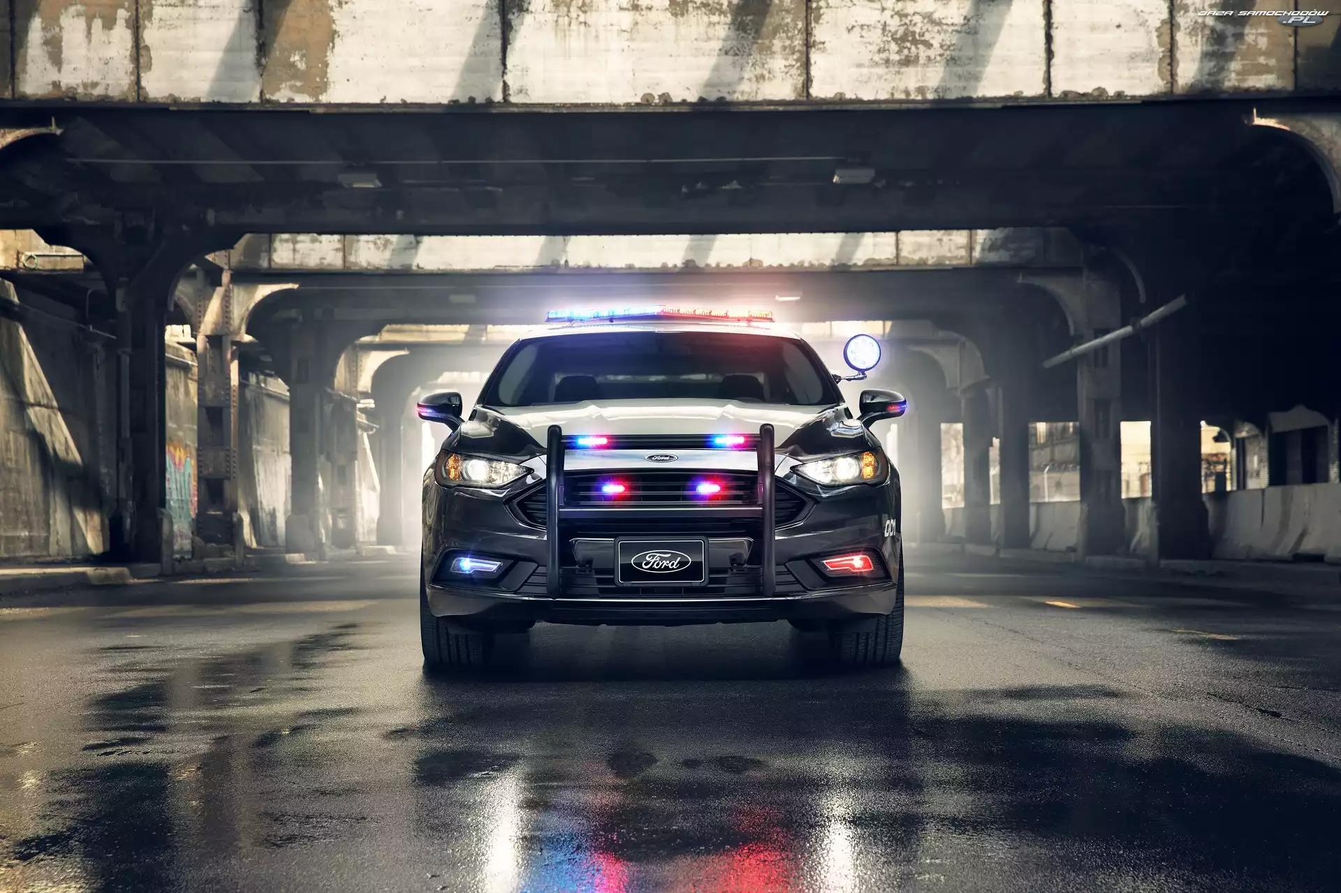 Policyjny, 2018, Samochód, Ford Responder Hybrid Sedan