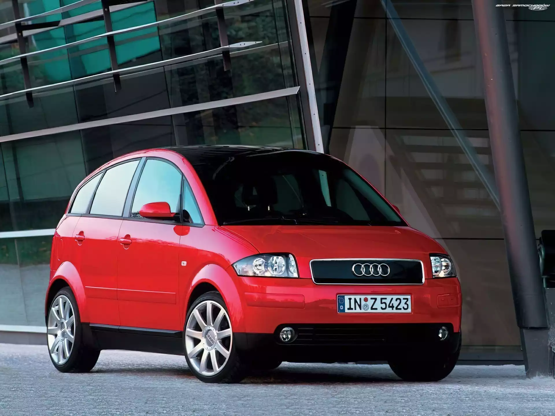 Czerwone, Audi A2