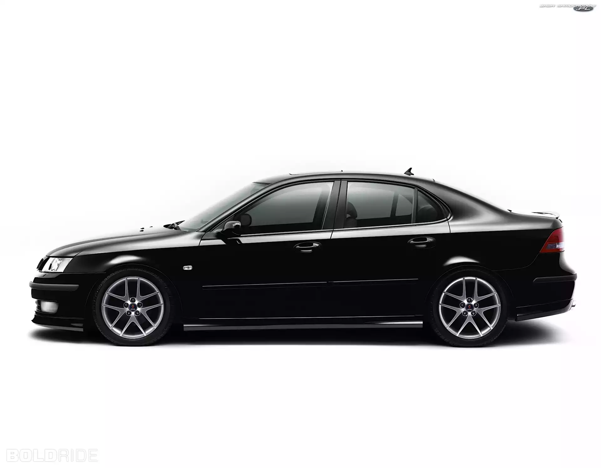 Aluflgi, Czarny, Saab 9-5