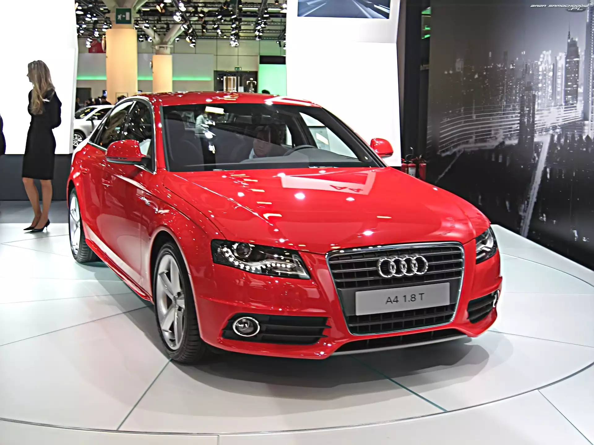 Czerwone, Audi A4 B8, Genewa, Salon