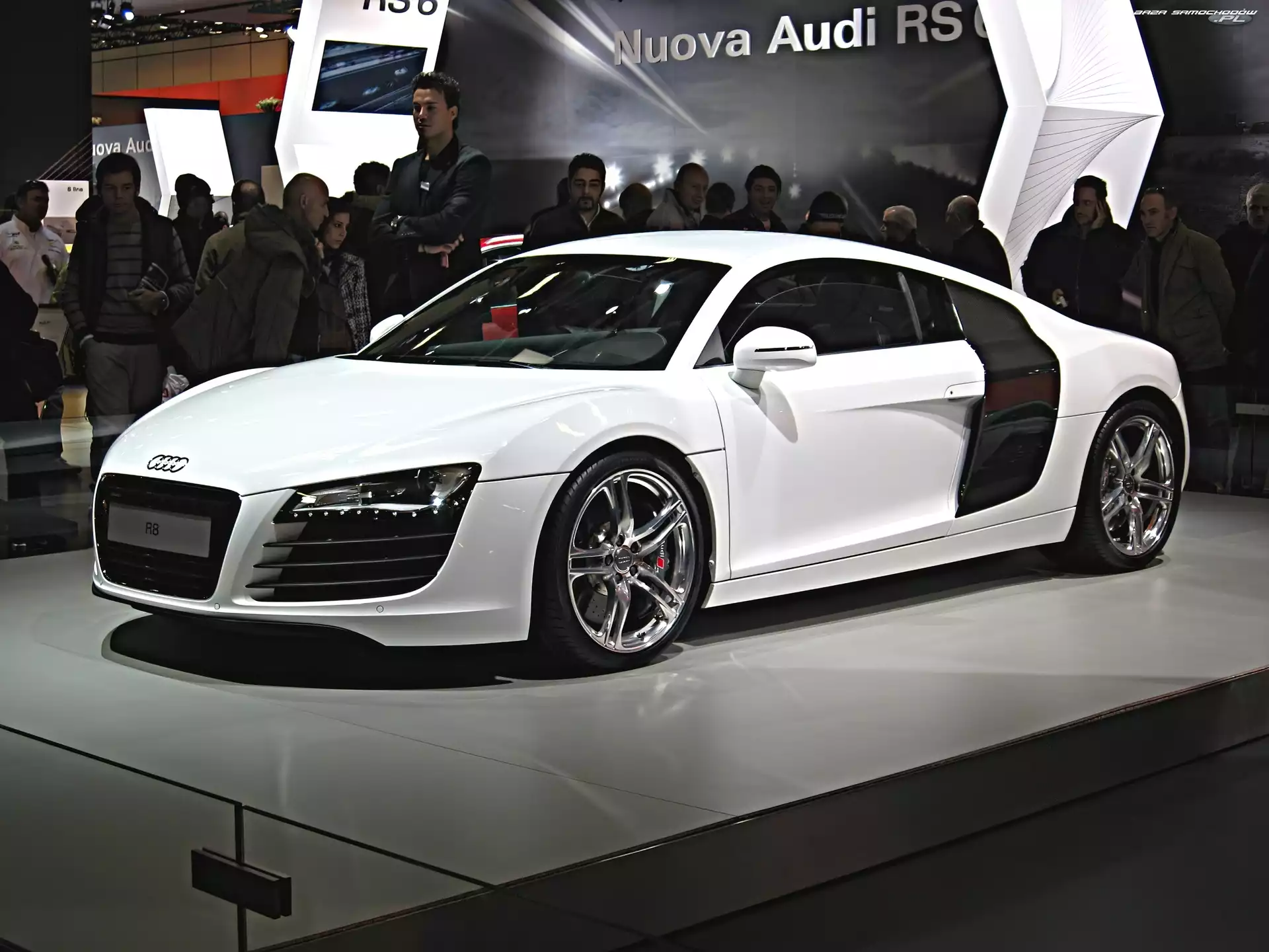 Audi R8, Prezentacja