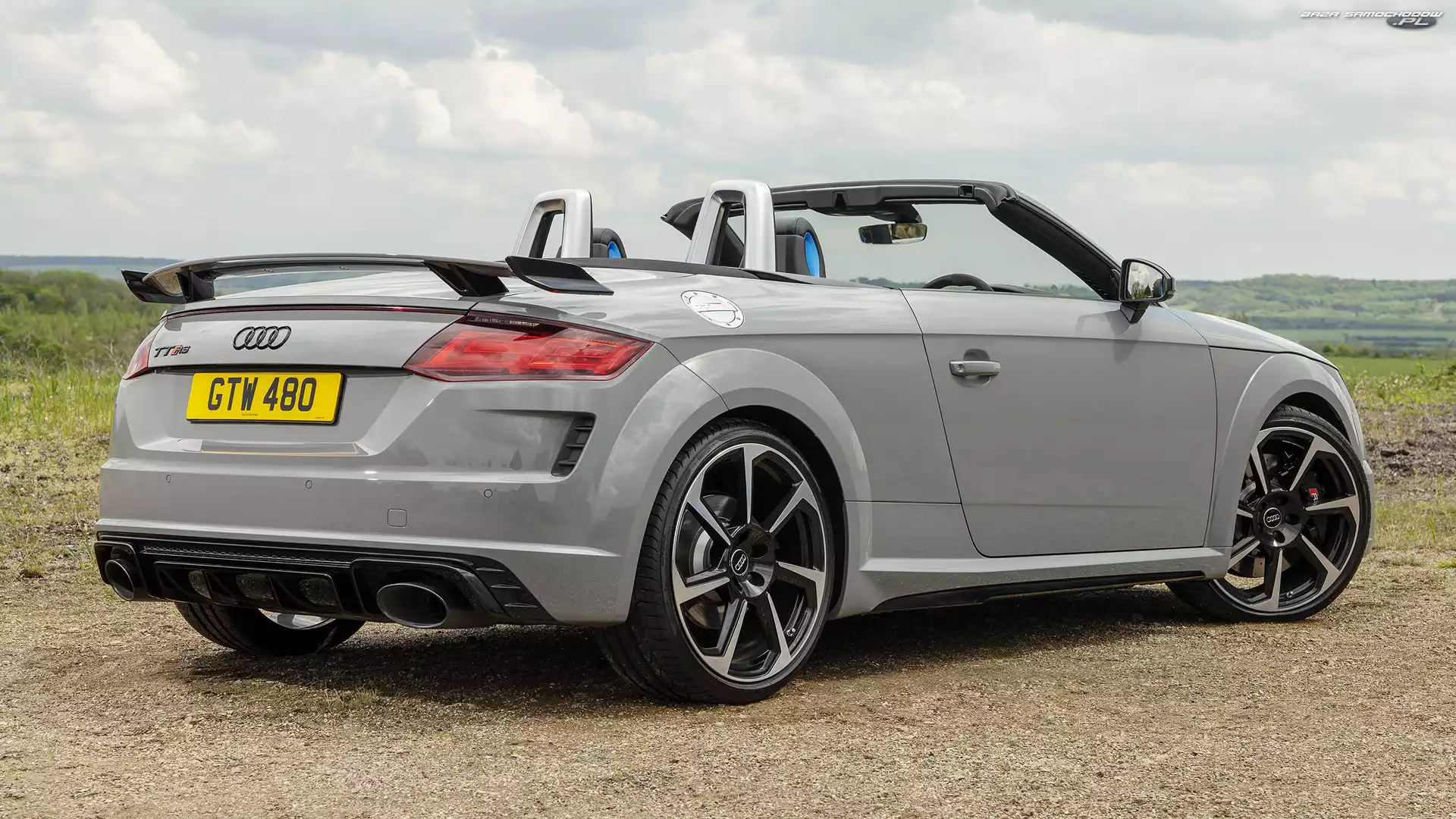 Kabriolet, Audi TT RS Roadster