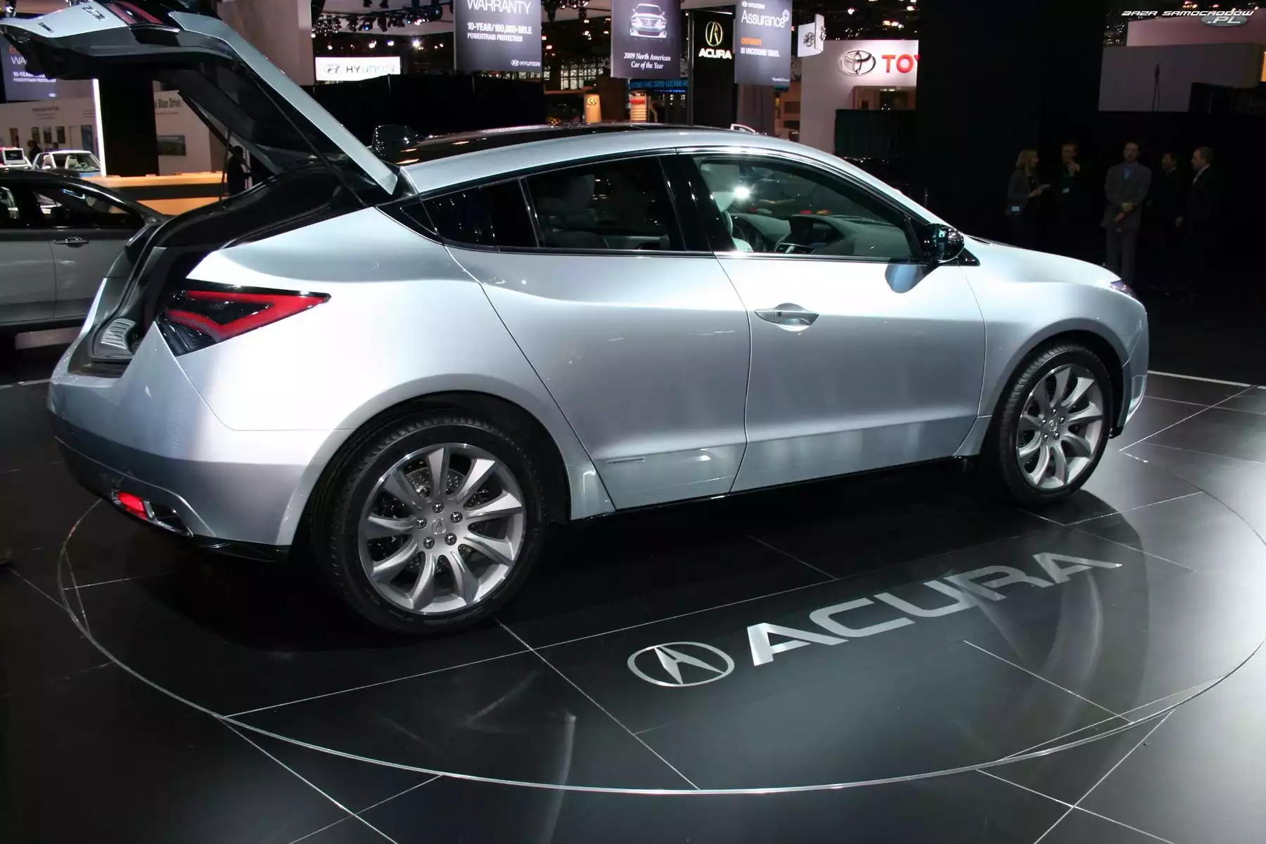 Bagażnika, Acura ZDX, Klapa