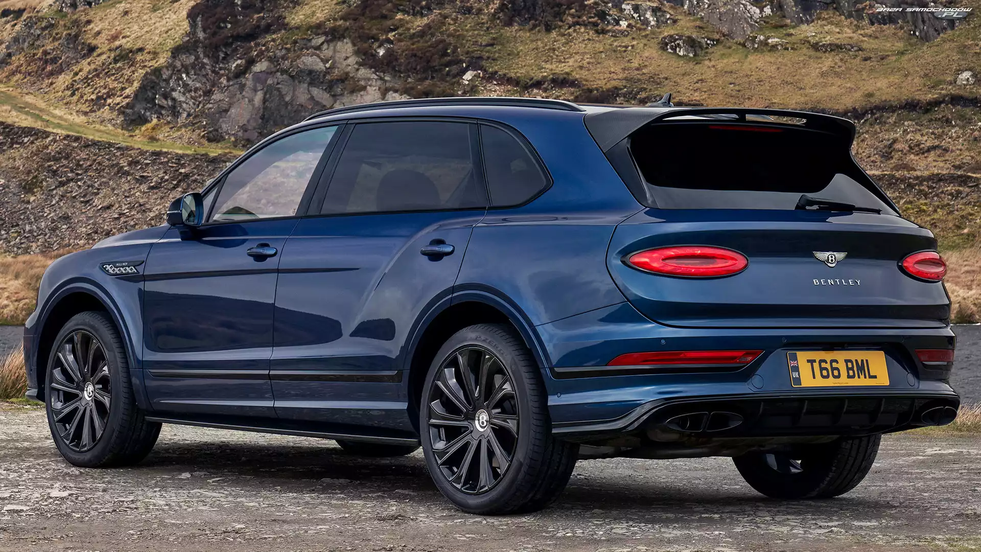 Bentley Bentayga, Mulliner, Tył, Bok