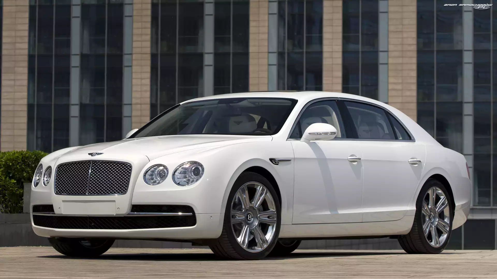 Bentley Flying