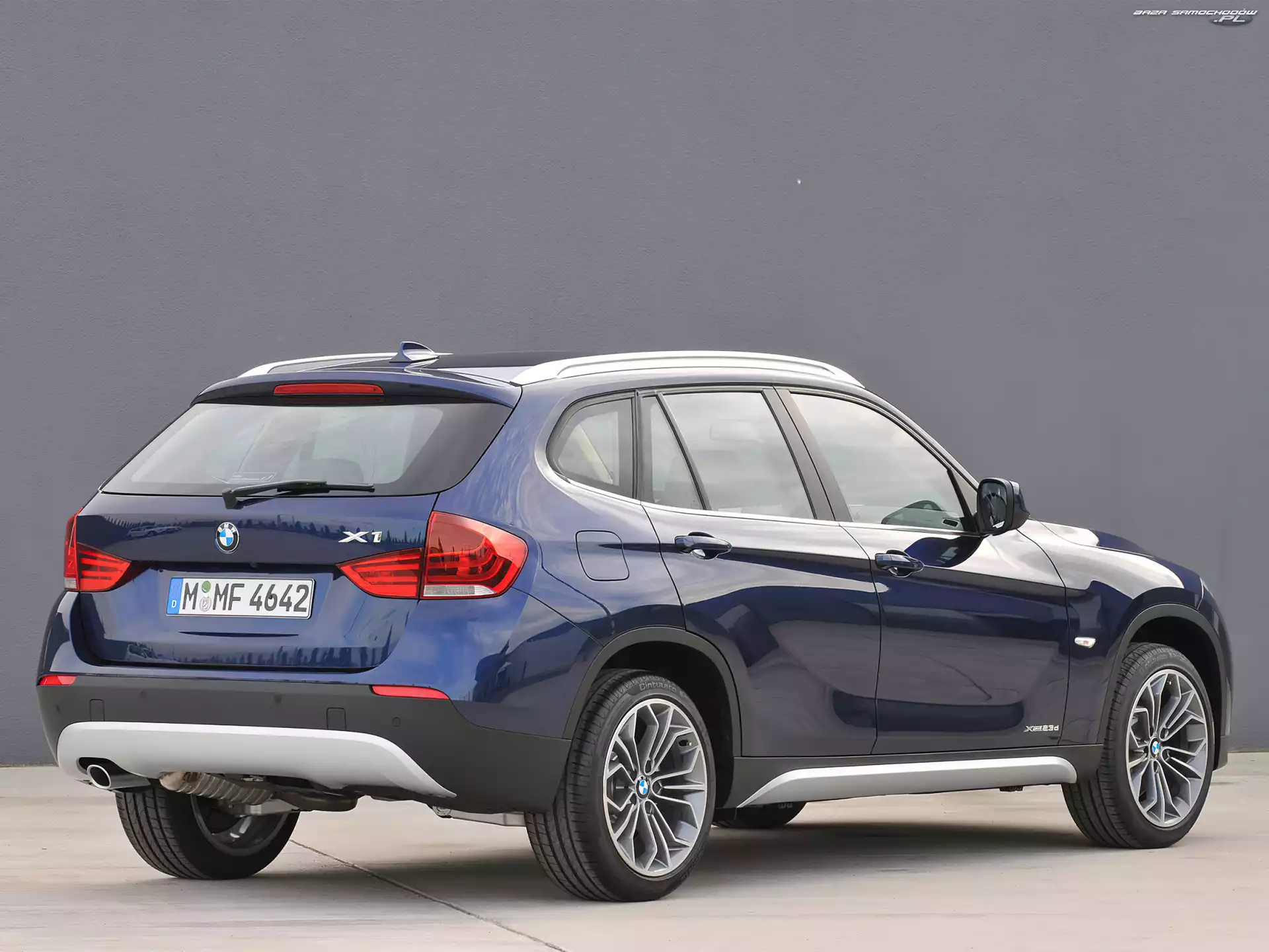 BMW X1, 4x4, Niebieskie, Napęd