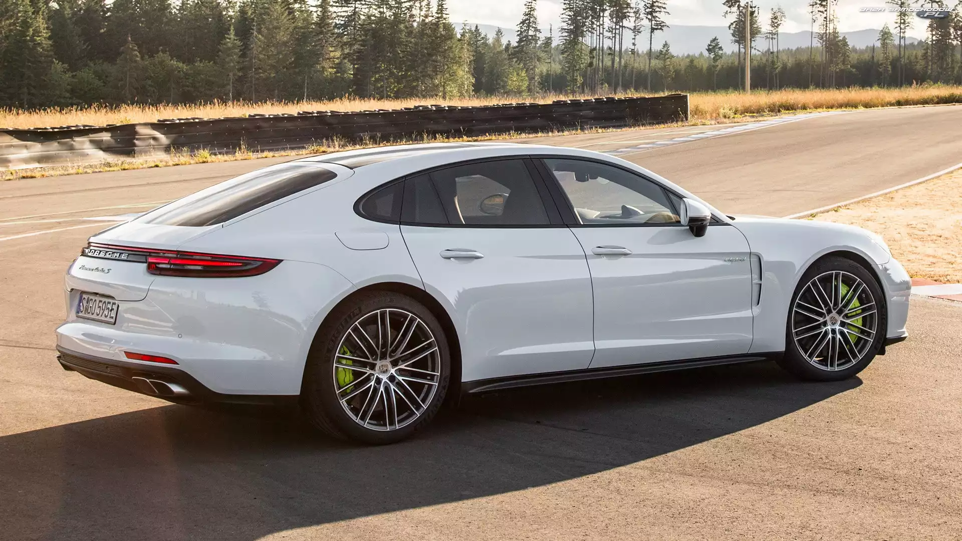 Bok, Białe, Porsche Panamera Turbo