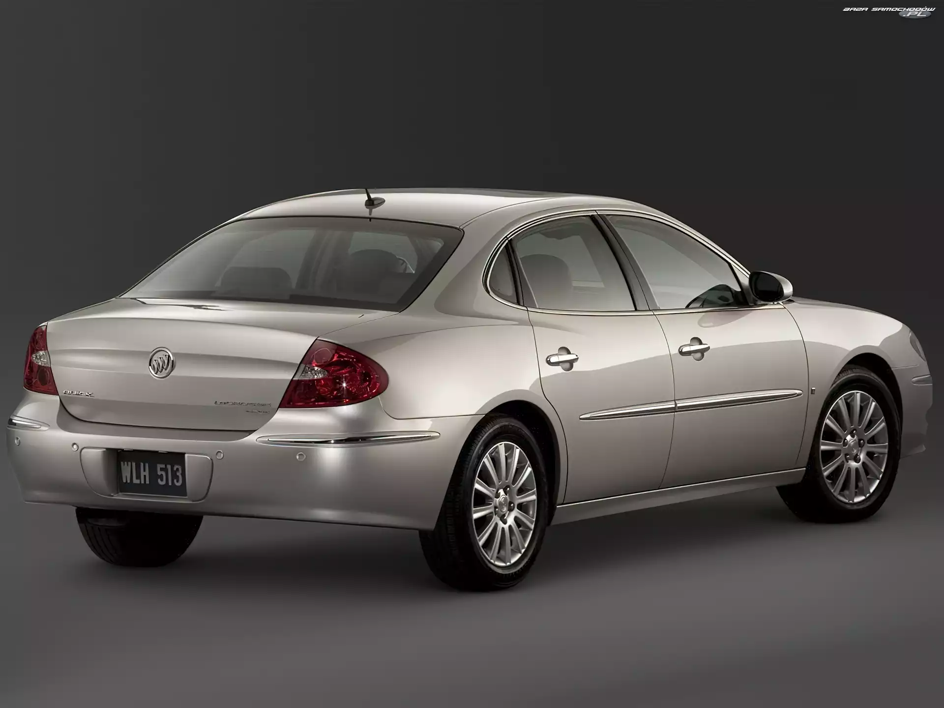 Buick LaCrosse, Poprzedni, Model