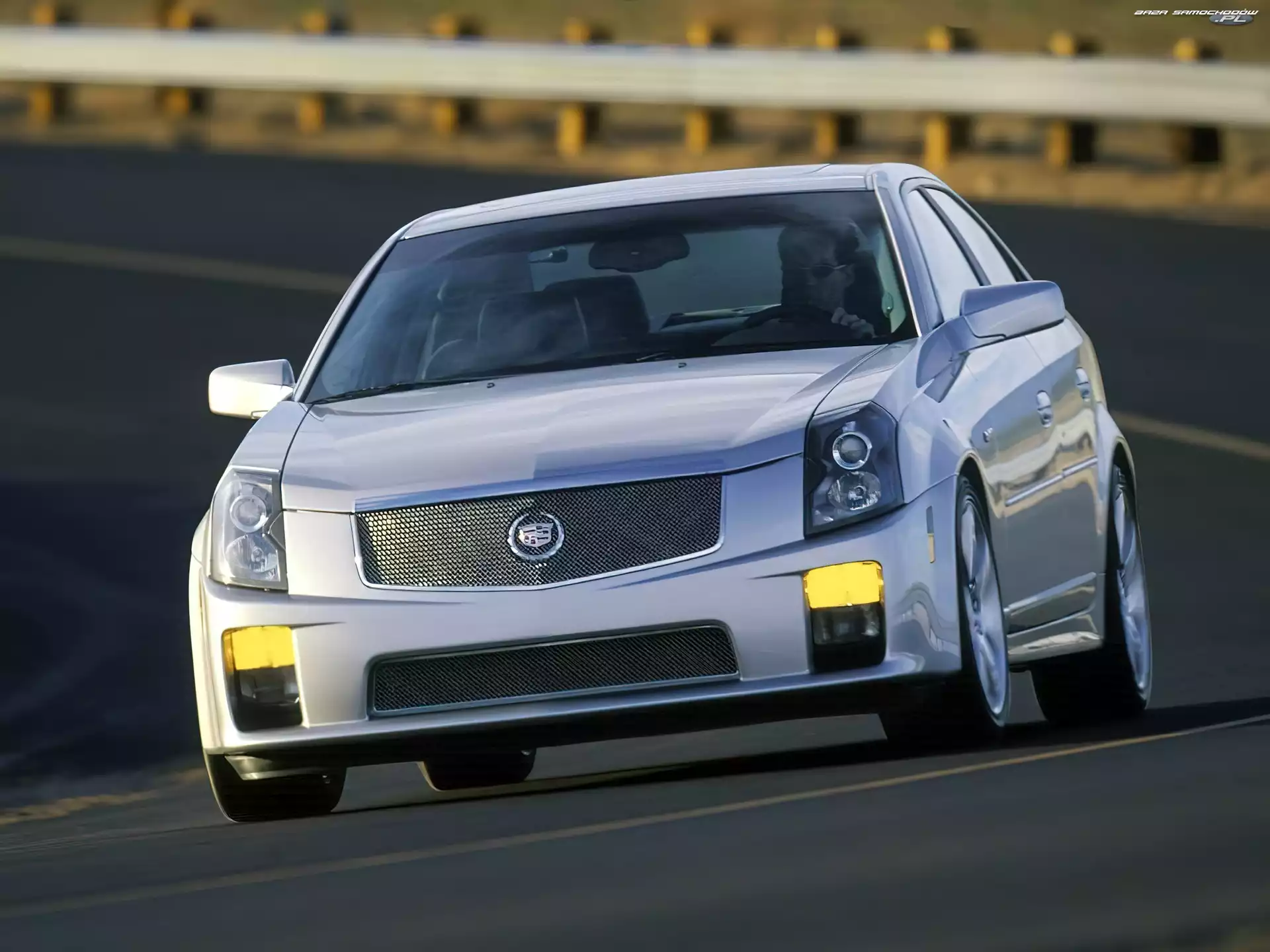 Cadillac CTS, Srebrny