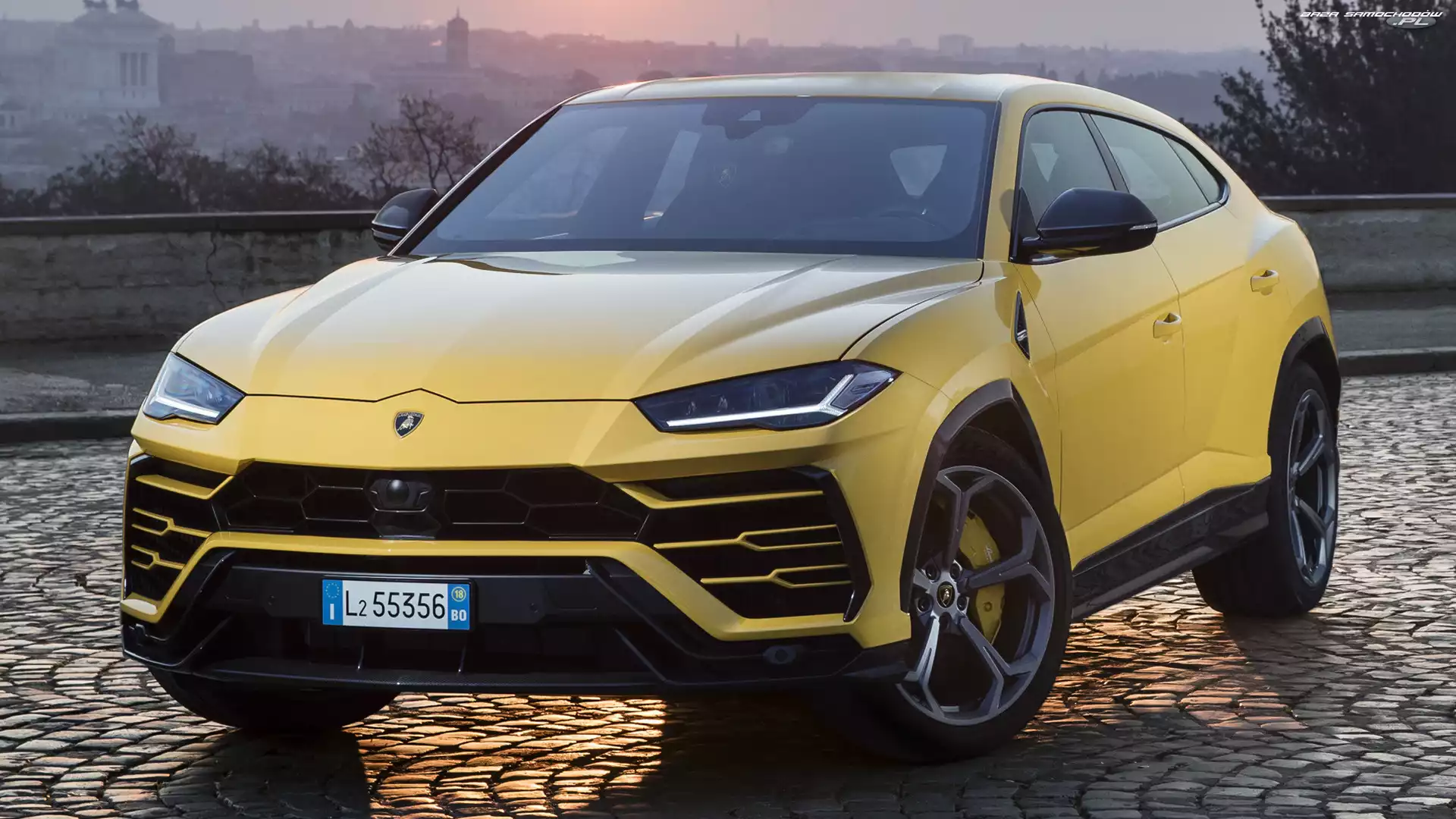 2018, Lamborghini Urus Carbon