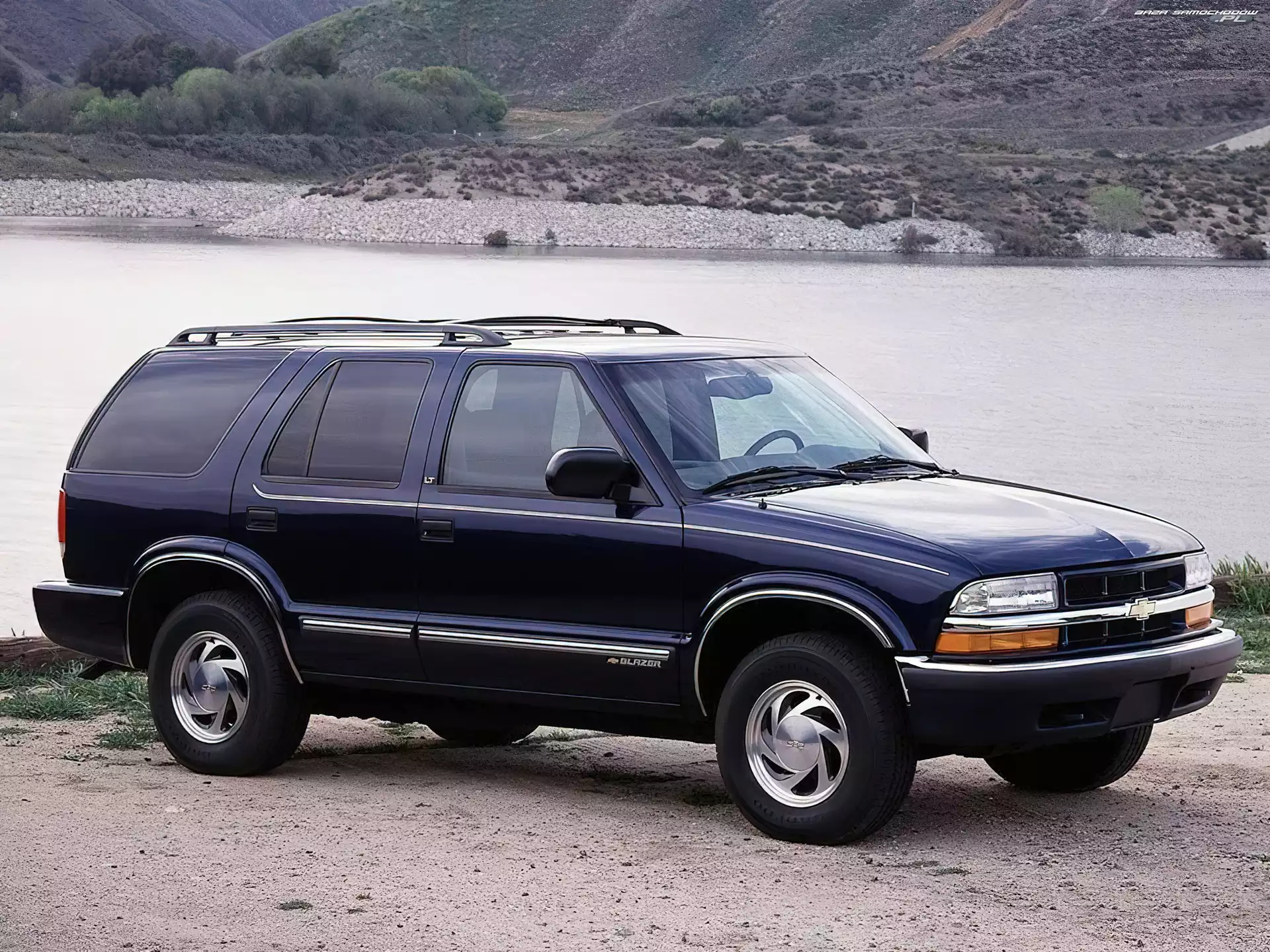 Granatowy, Chevrolet Blazer, Szyby, Ciemne