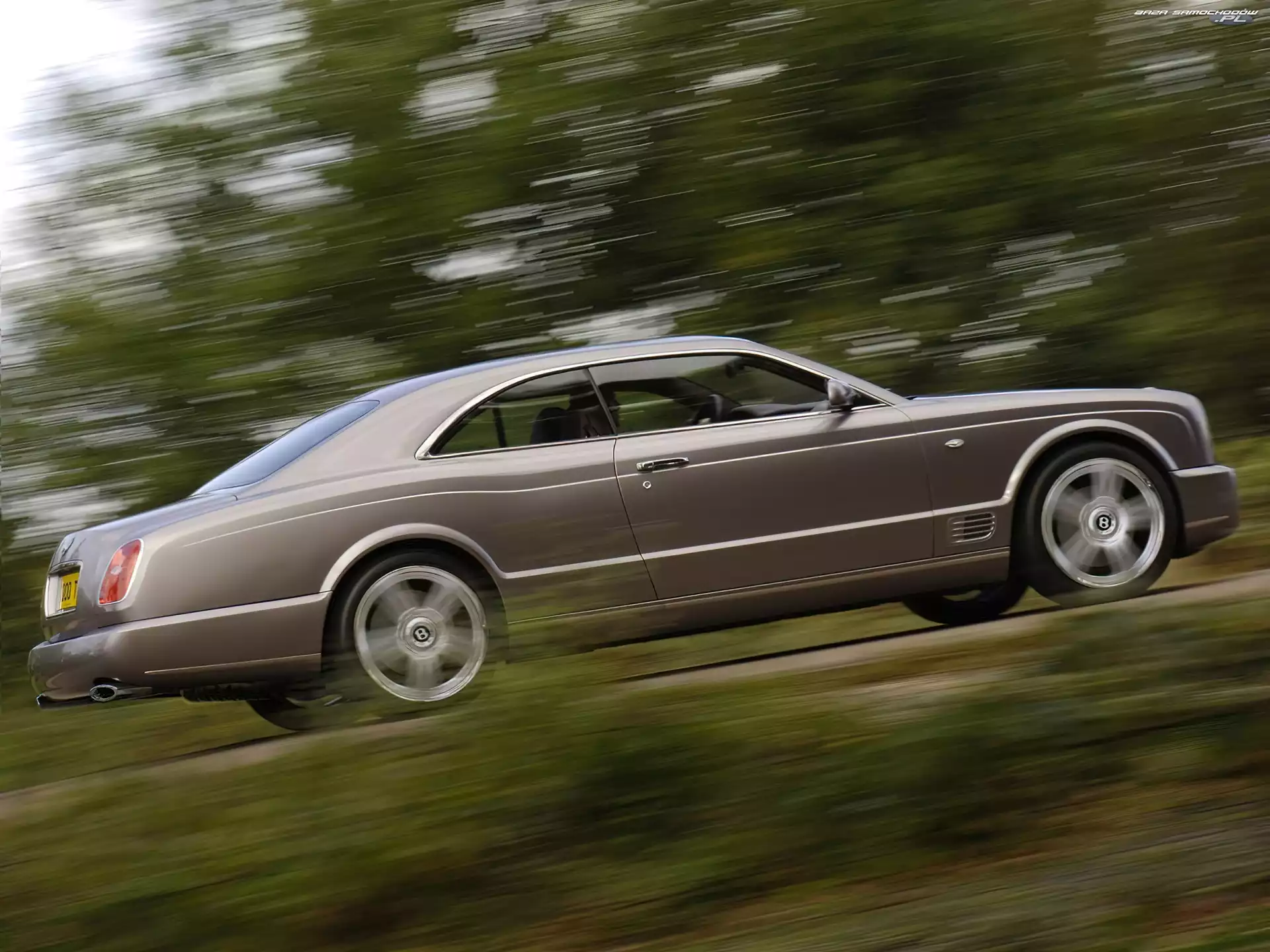 Coupe, Bentley Brooklands, Eleganckie