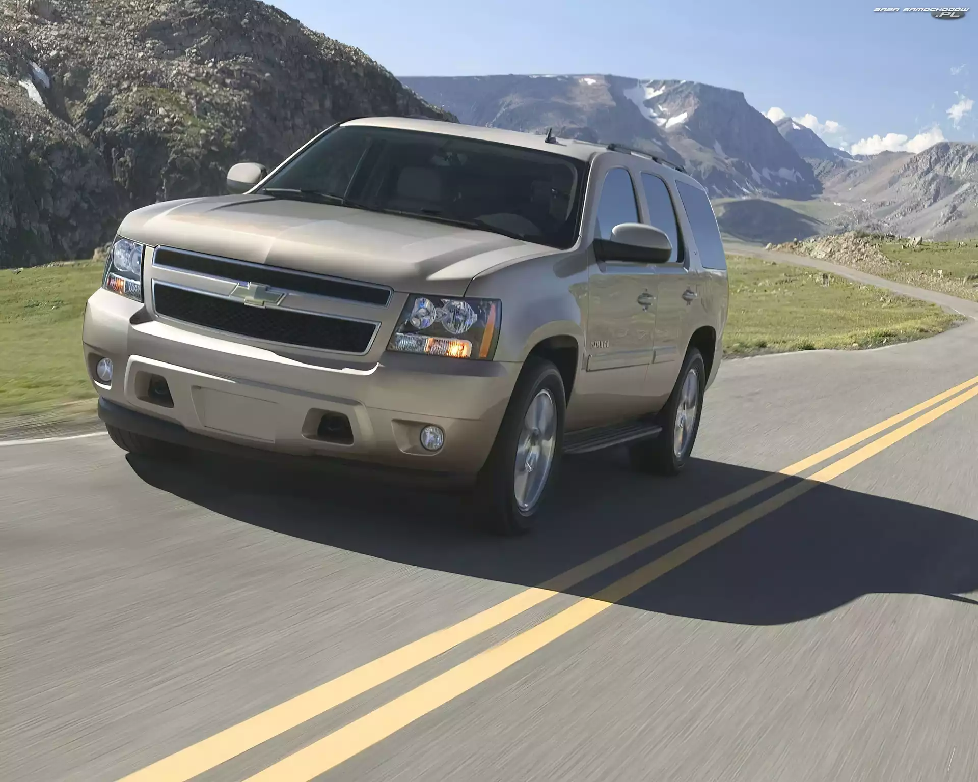 Droga, Chevrolet Tahoe, Góry