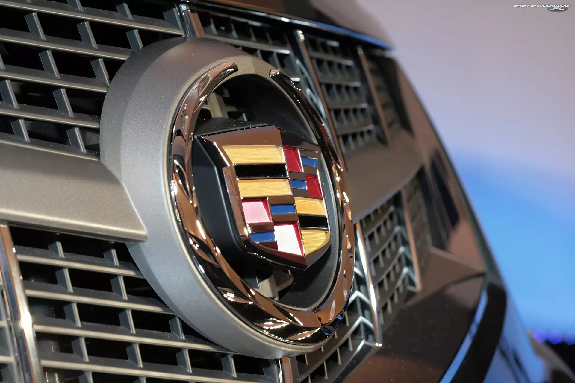 Cadillac, Emblemat