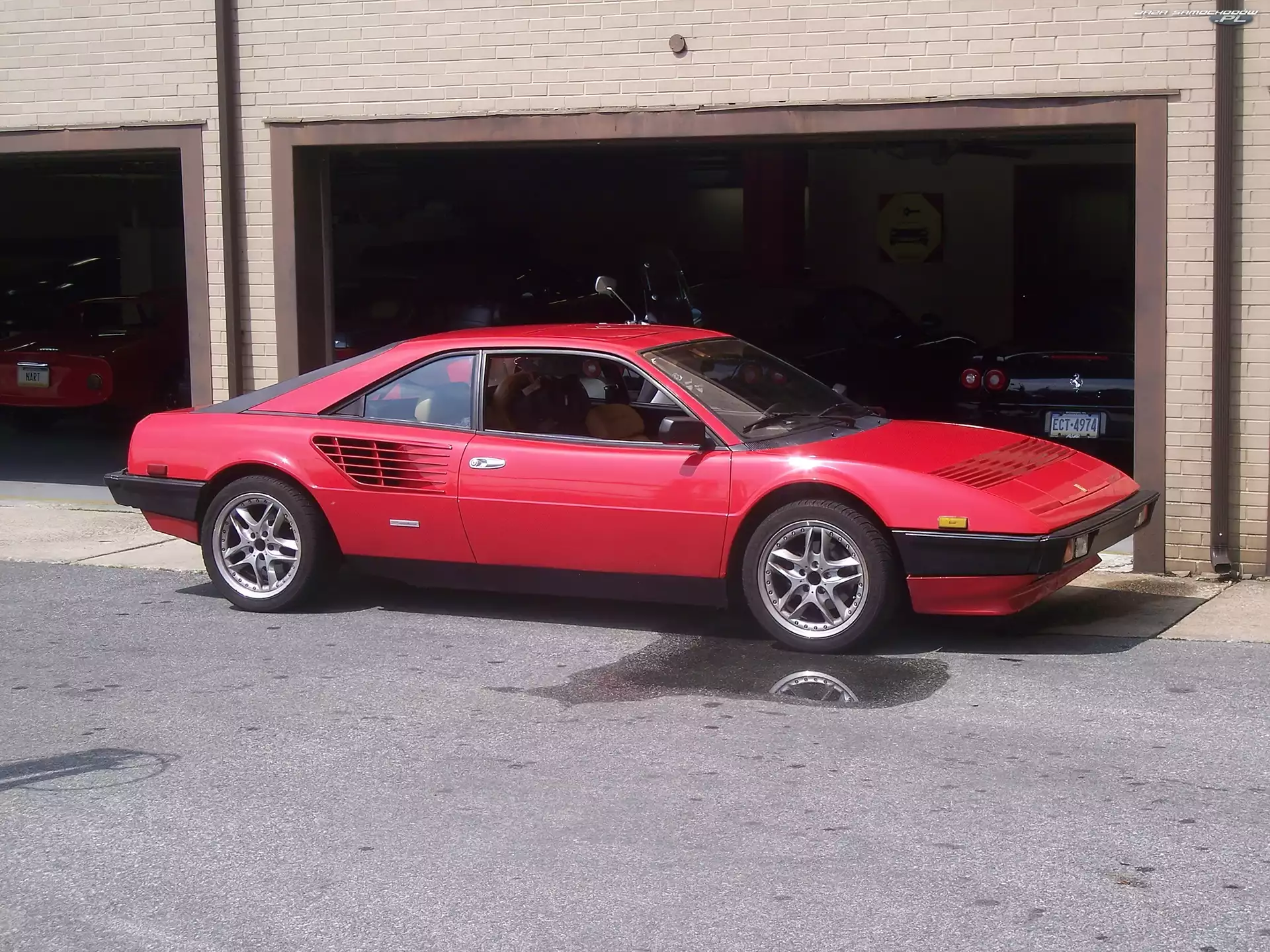 Ferrari Mondial, Powietrza, Garaż, Wloty