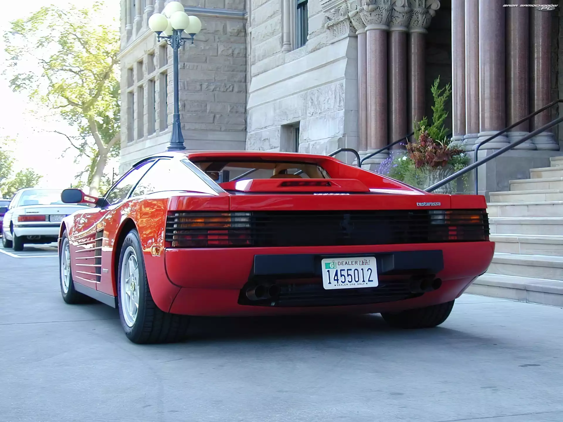 Ferrari Testarossa, Wydechowy, Tył, Układ