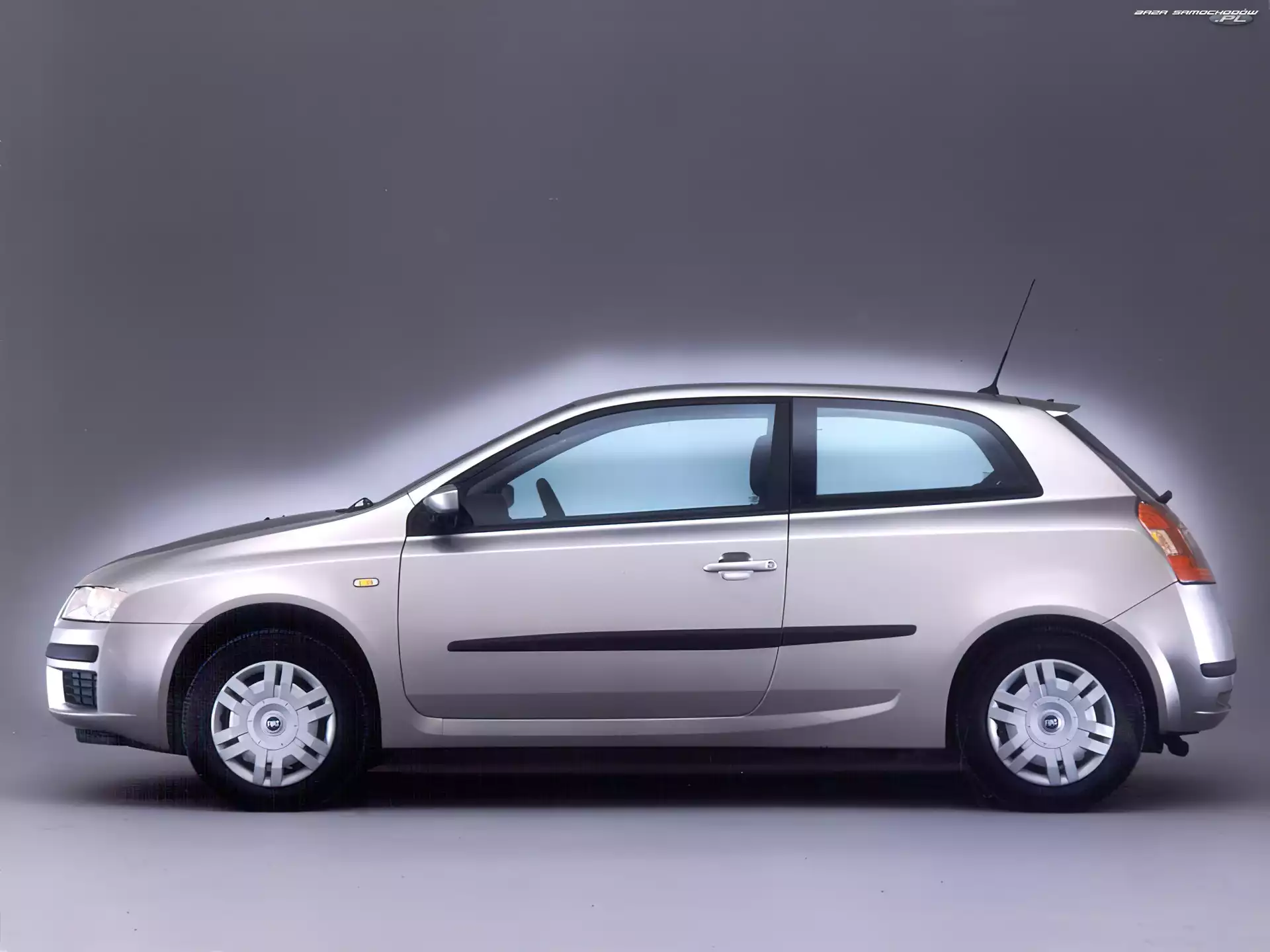 Lewy Profil, Fiat Stilo