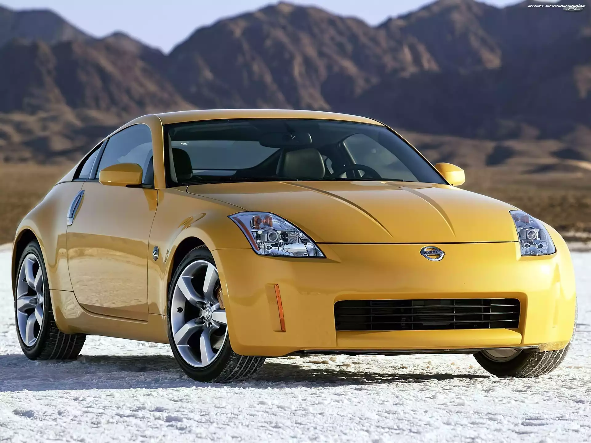 Góry, Nissan 350Z Coupe, Żółty