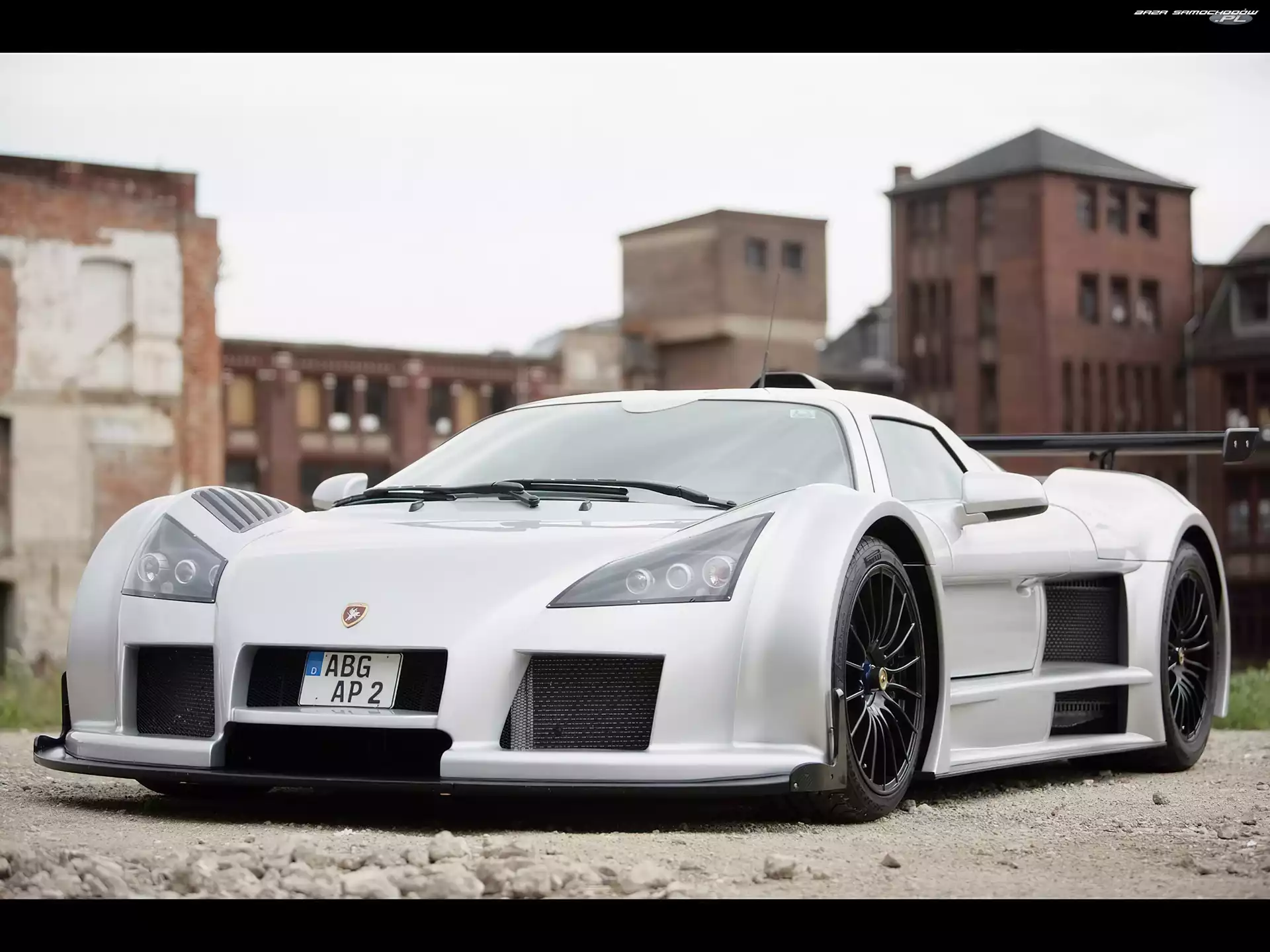 Gumpert Apollo, Konstrukcja, Biały, Niemiecka