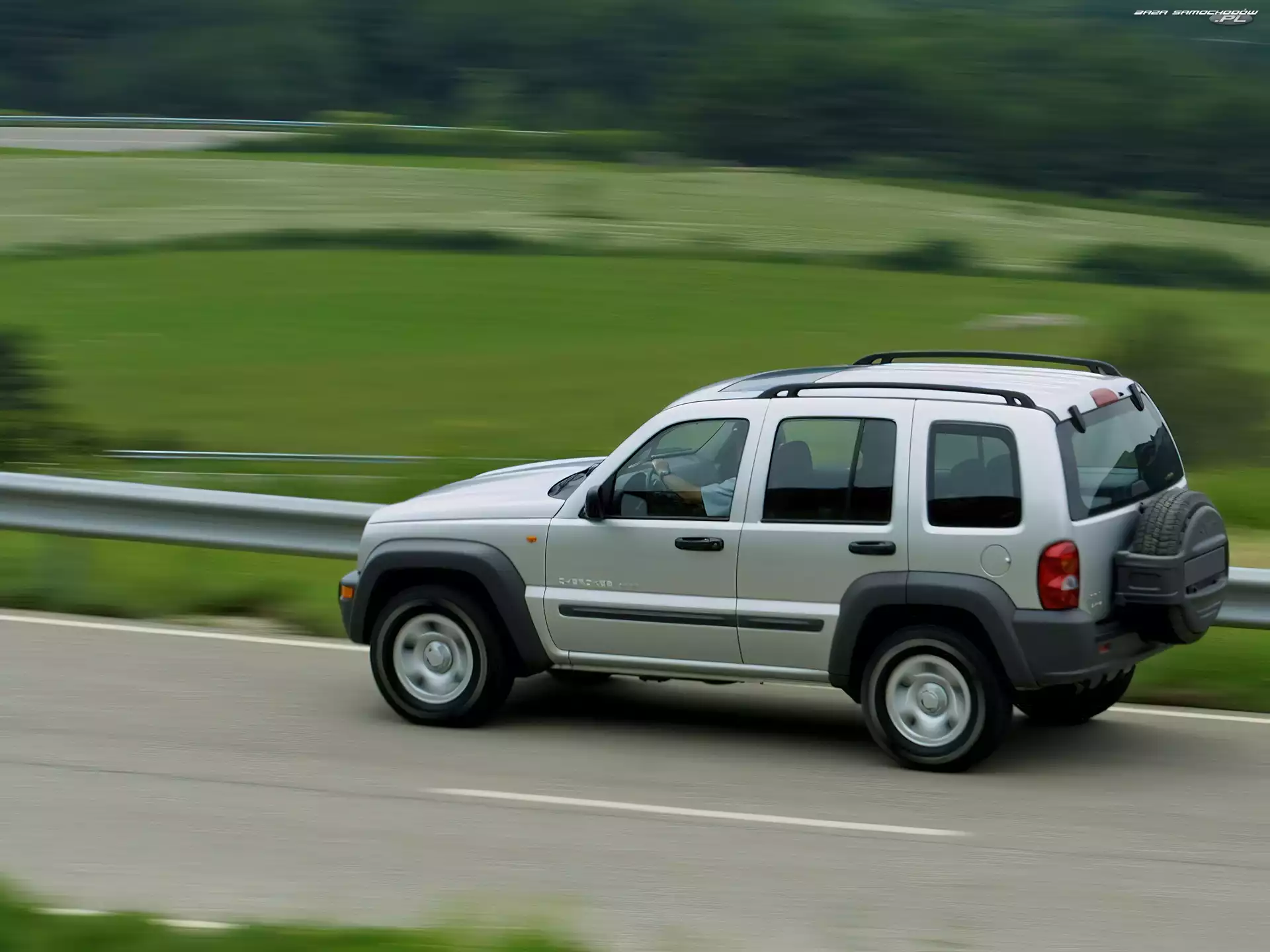 Jeep Liberty, Srebrny