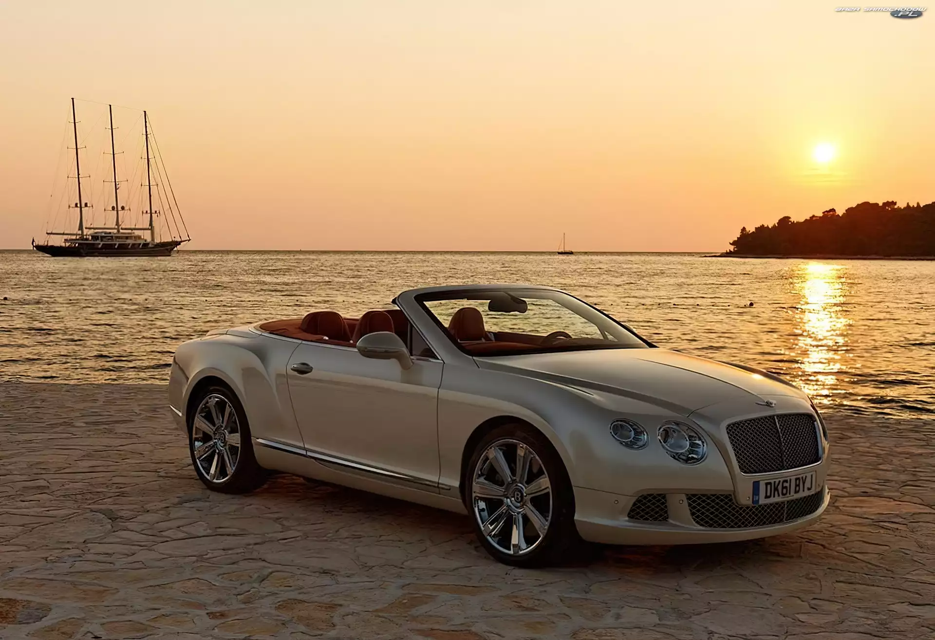 Kabriolet, Bentley Continental GTC, Srebrny