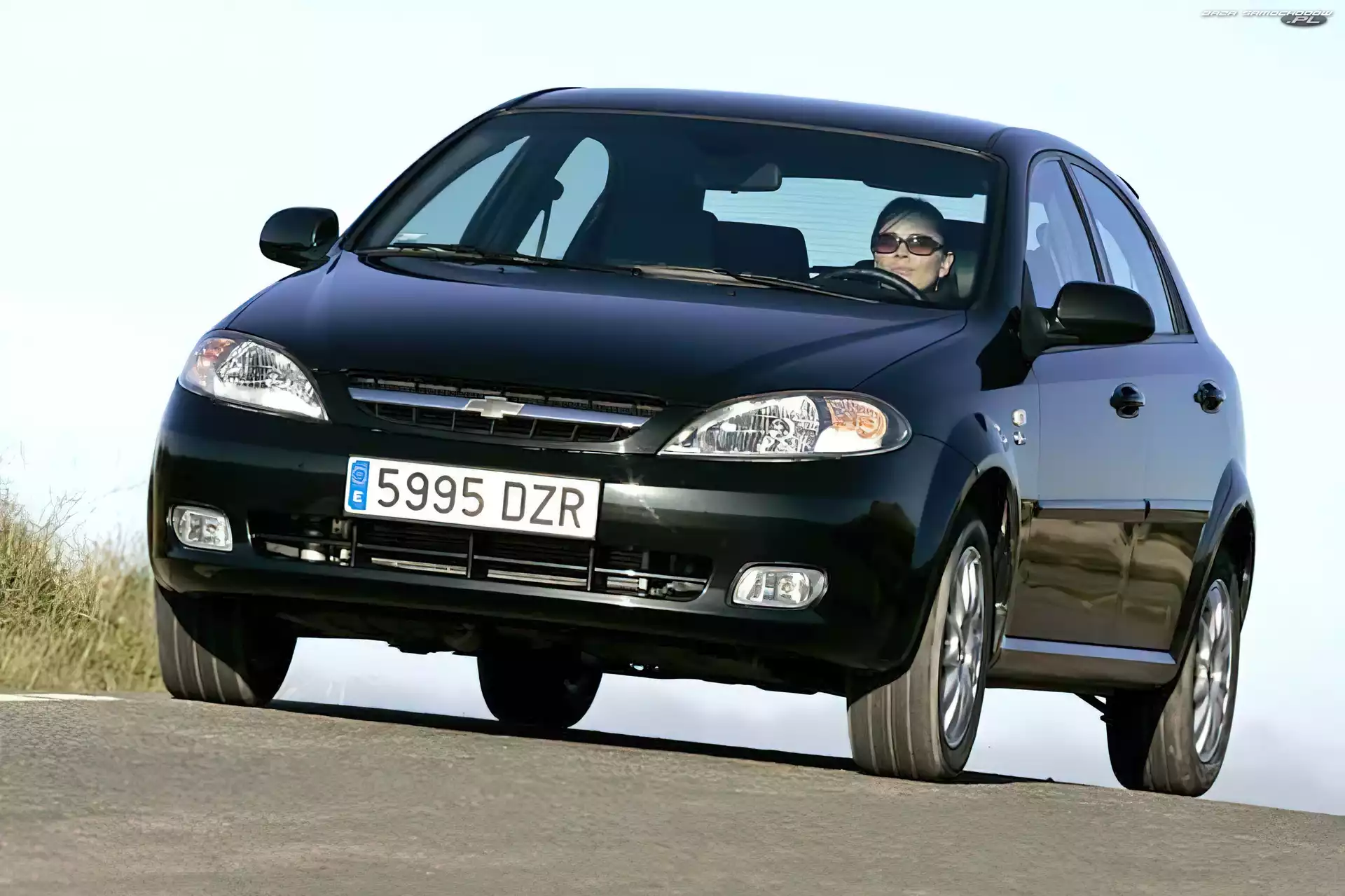 Kobieta, Chevrolet Lacetti