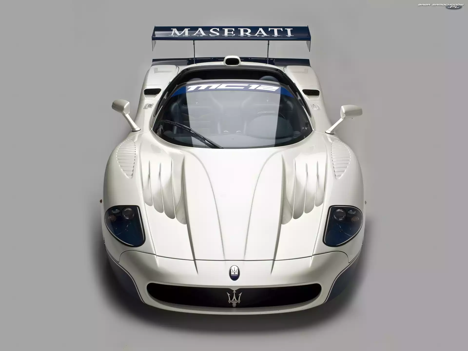 Maserati MC12, Emblemat