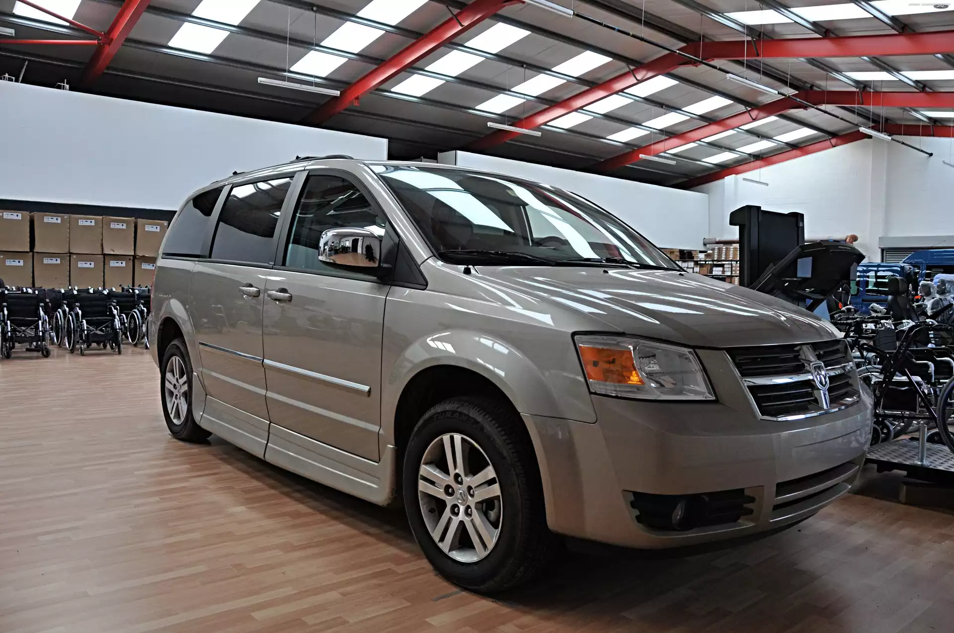 Niepełnosprawnych, Dodge Caravan, Przewóz