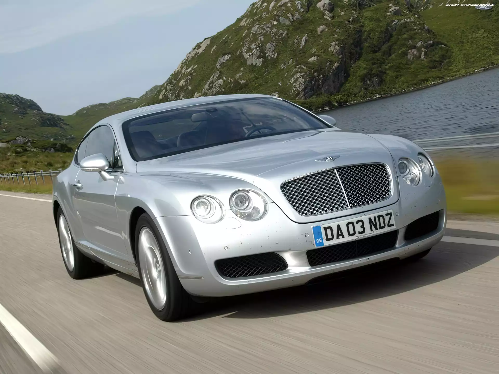 Parkowania, Bentley Continental GT, Czujniki