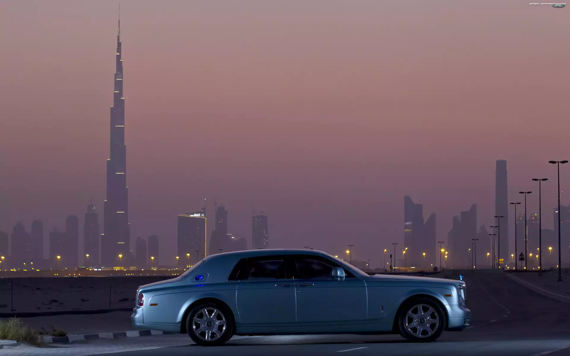 Phantom, Ulica, Rolls Royce, Miasto
