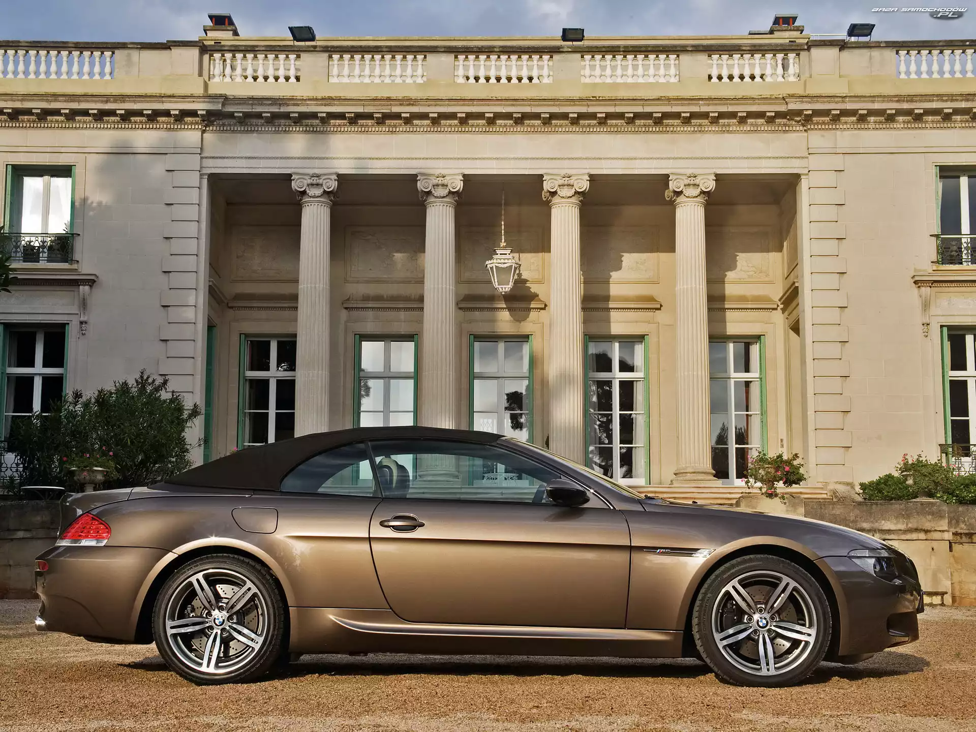 Posiadłość, BMW 6, E63