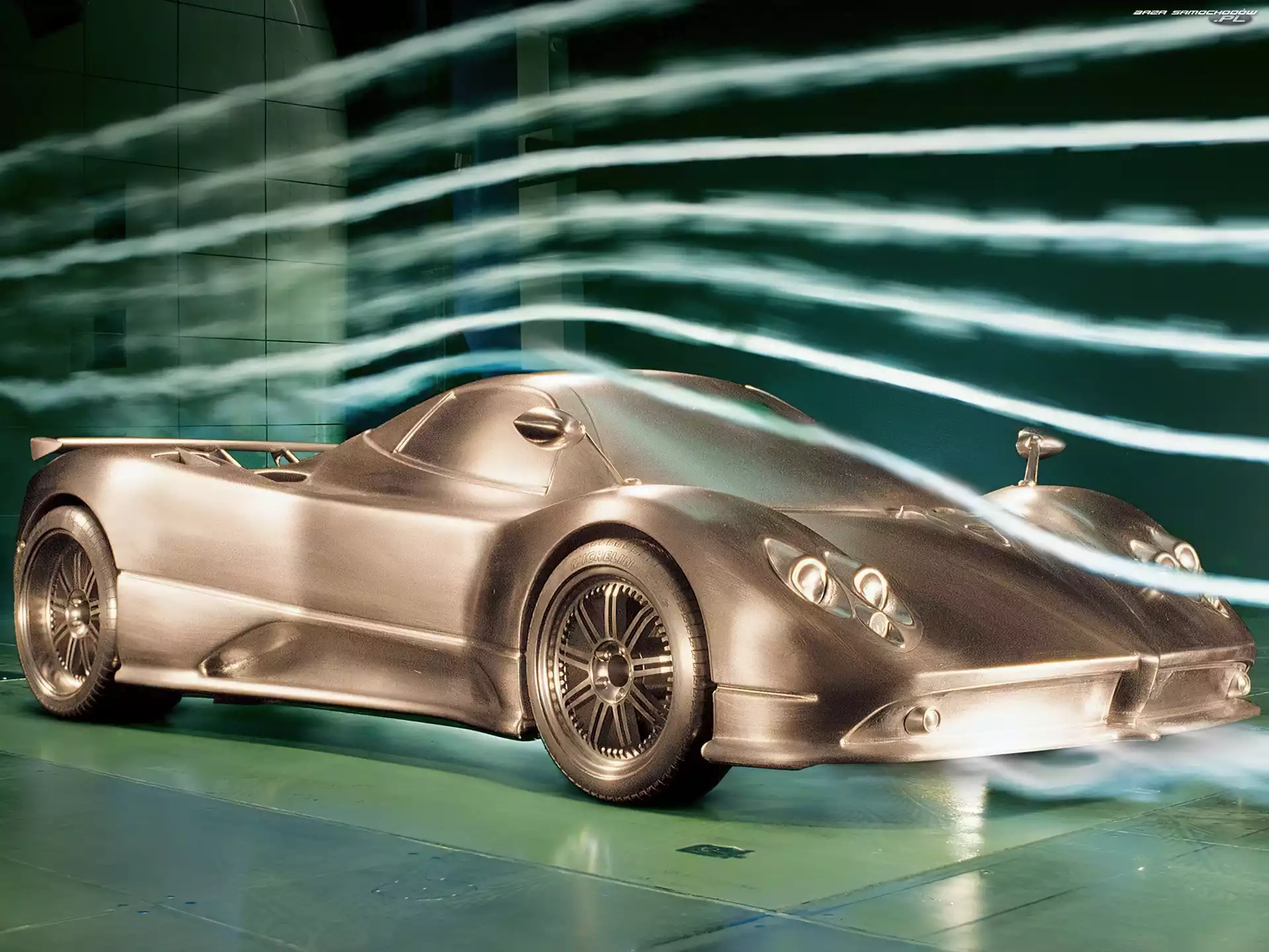 Powietrza, Pagani Zonda, Opływ