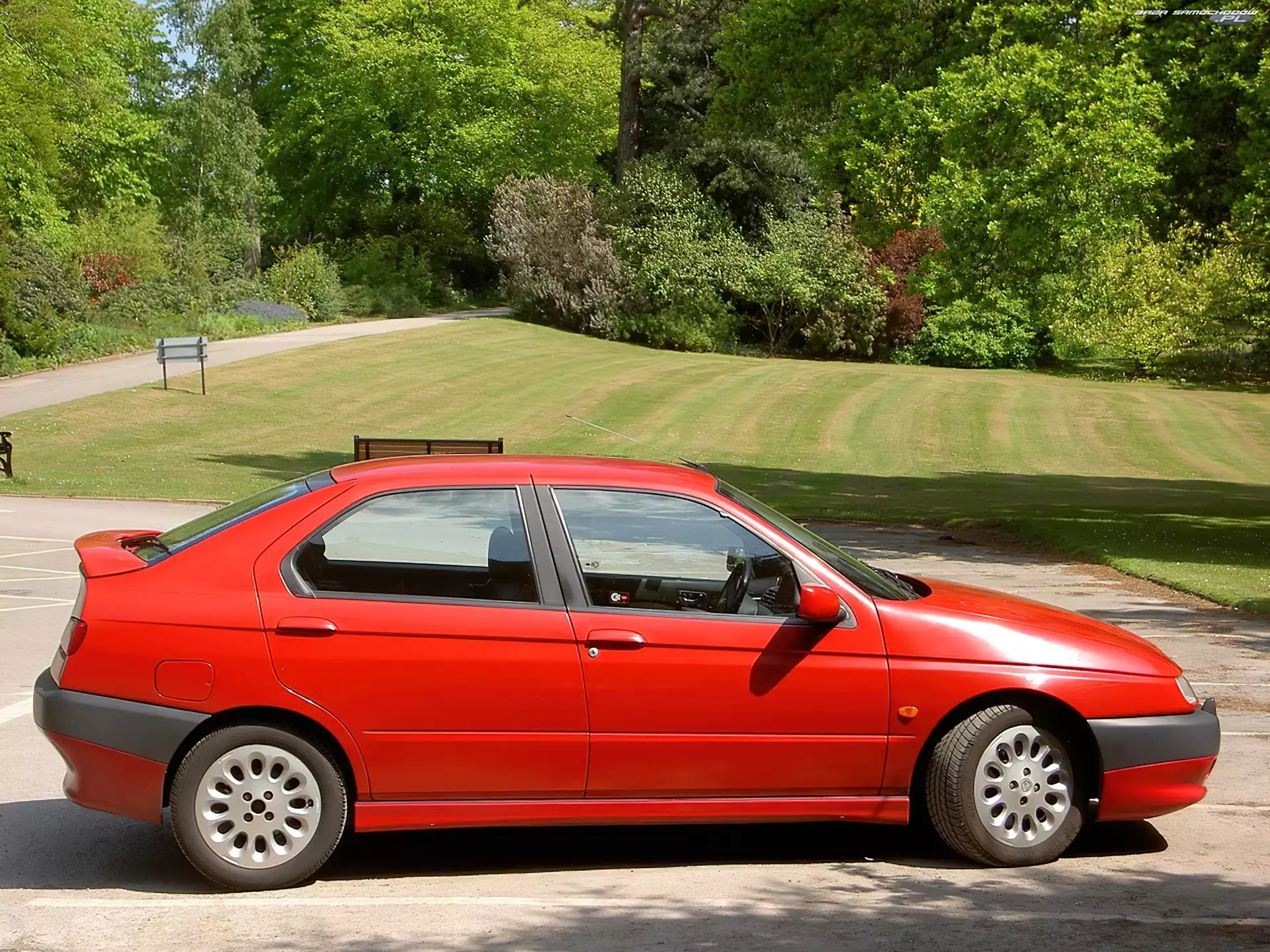 Prawy, Alfa Romeo 146, Bok