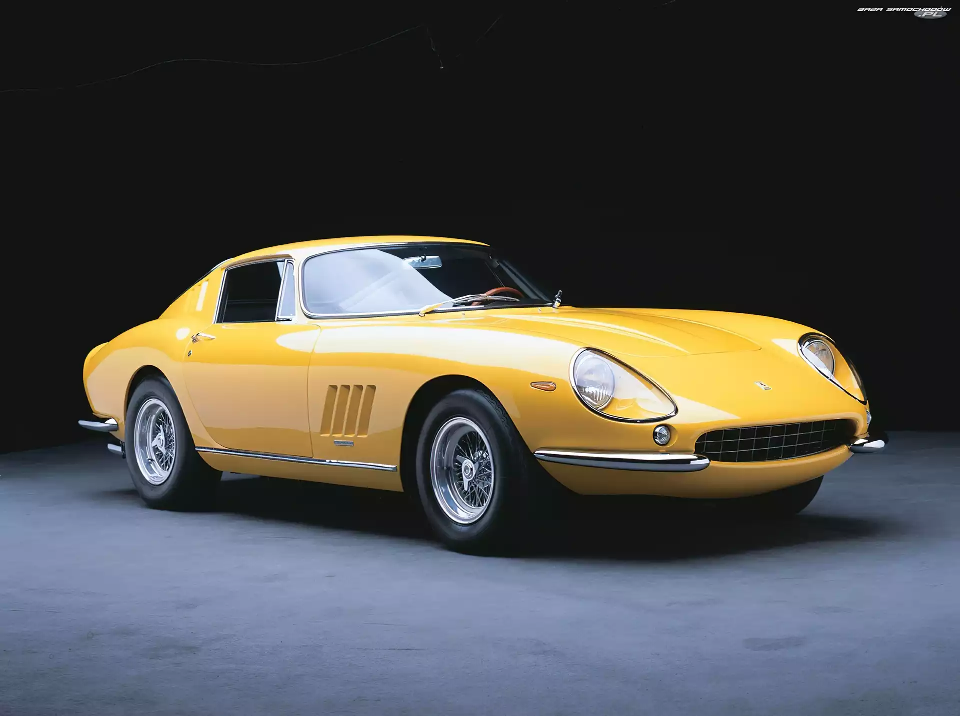Przód, Ferrari 275, Reflektory