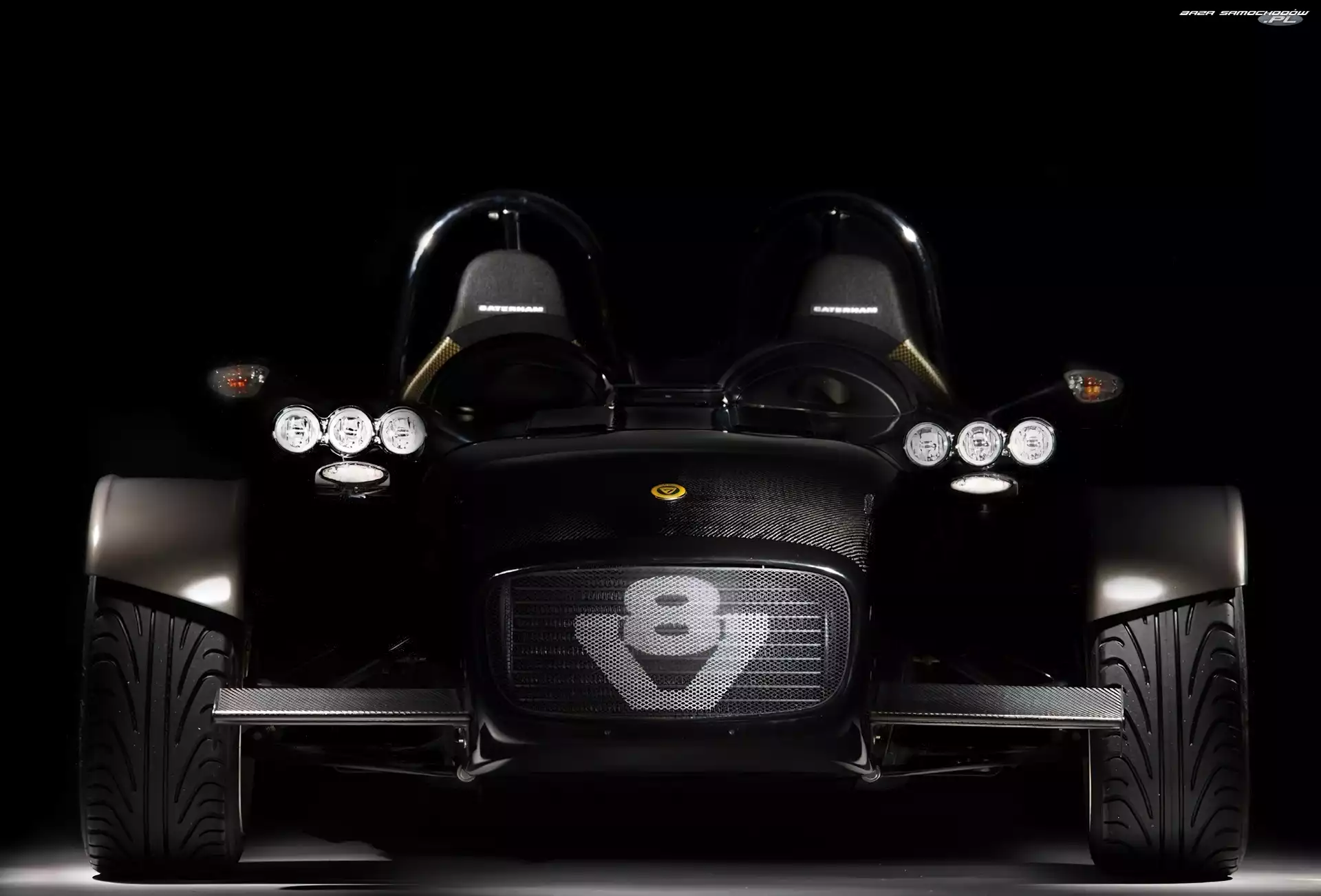 V8, Przód, Caterham