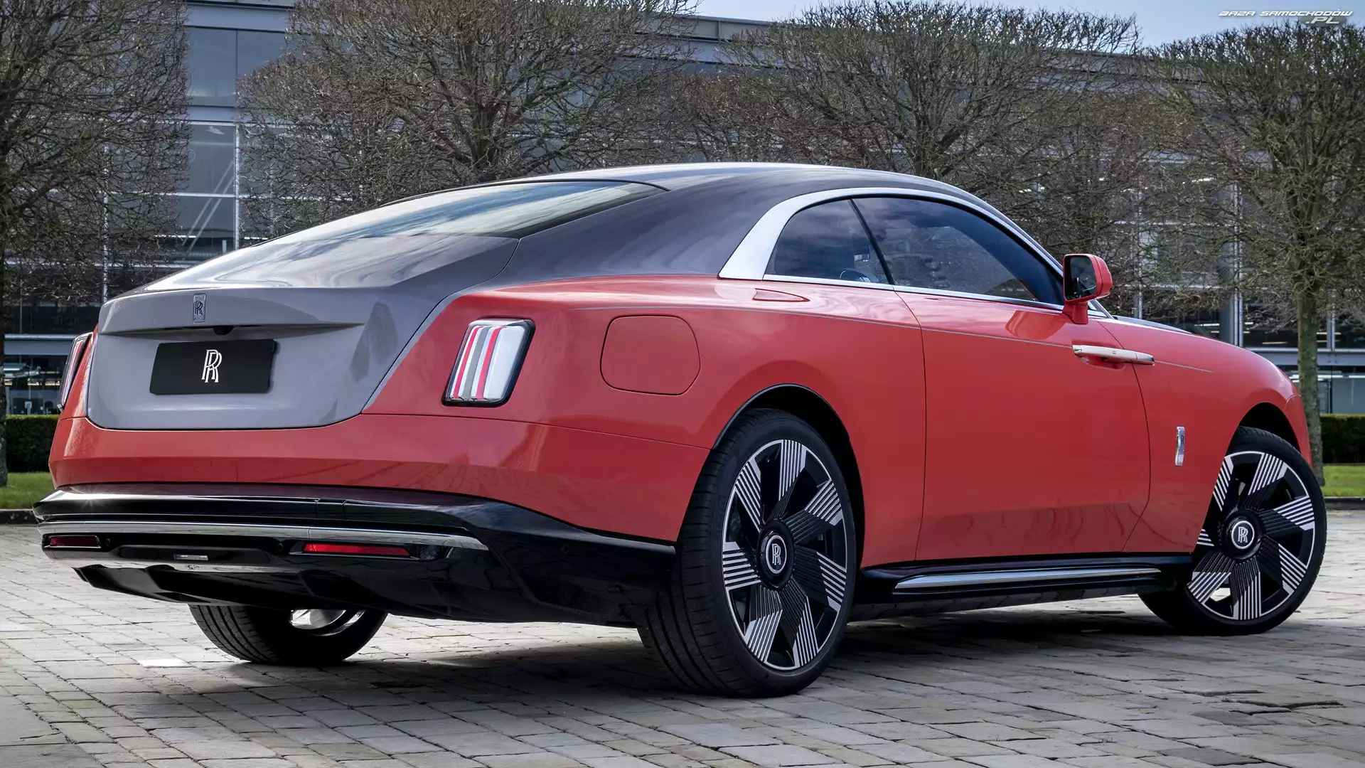 Spectre Escapism, Rolls-Royce