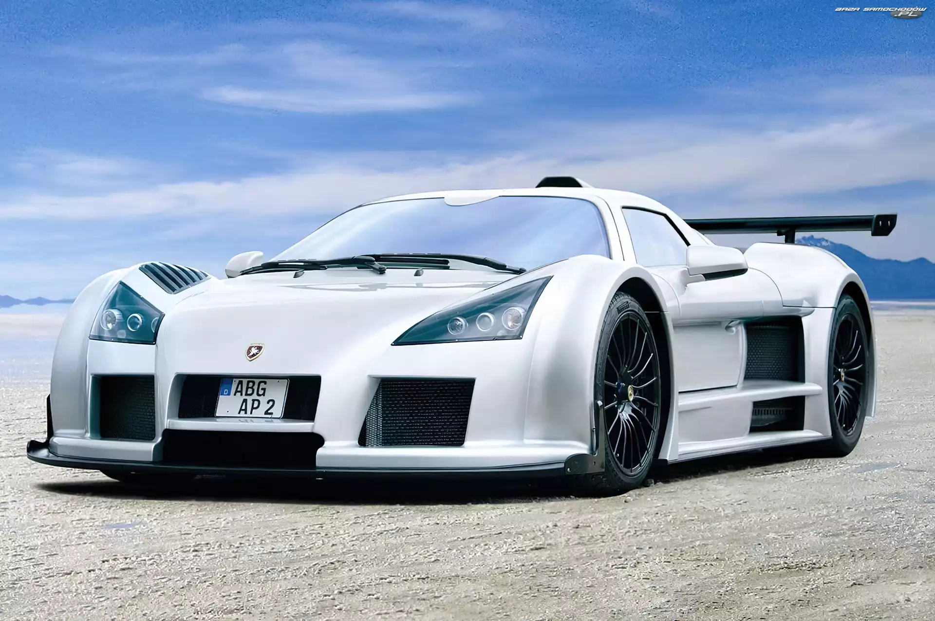 Samochód, Gumpert Apollo, Super