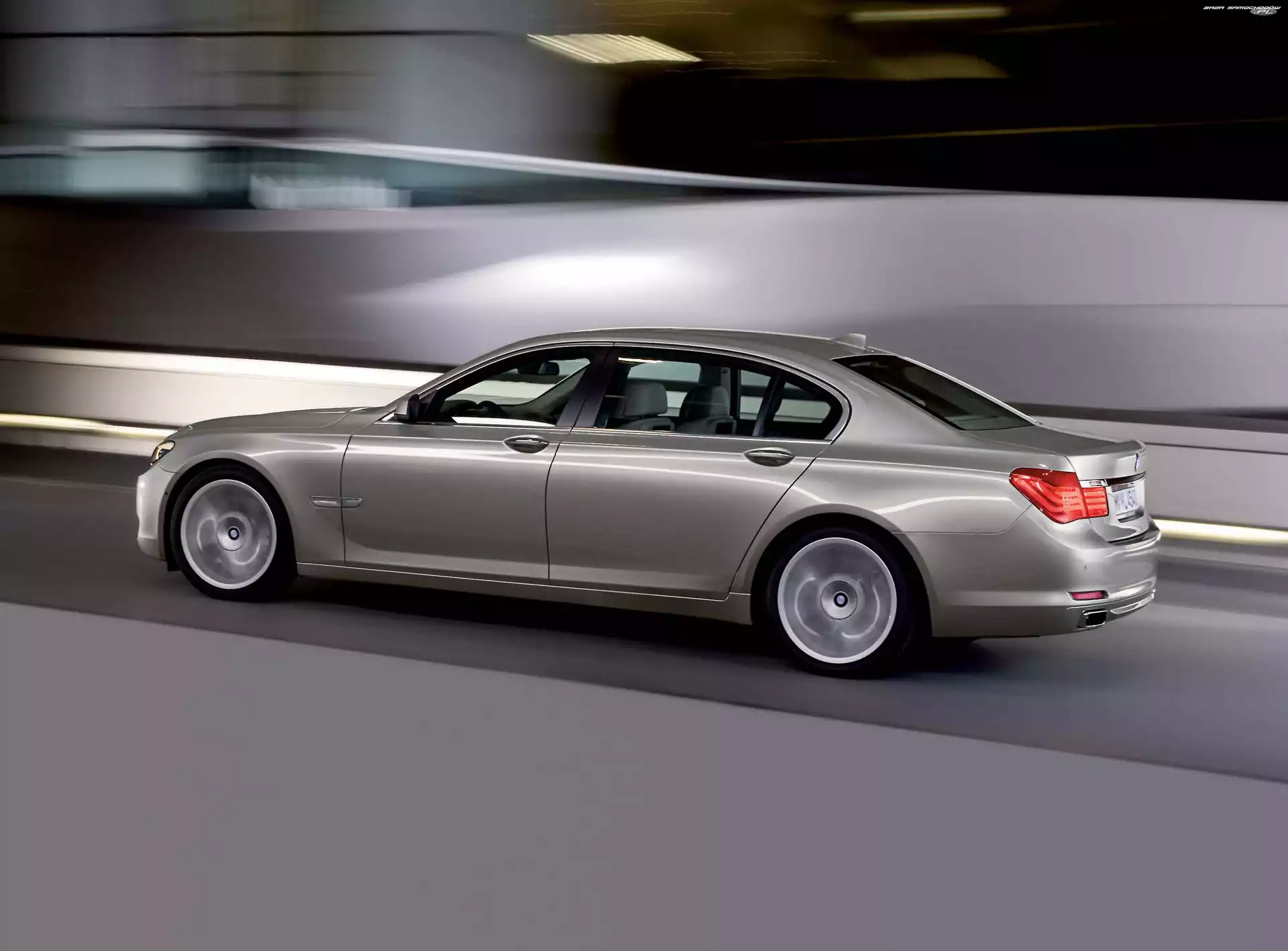 BMW seria 7 F01, Bok, Beżowa, Lewy