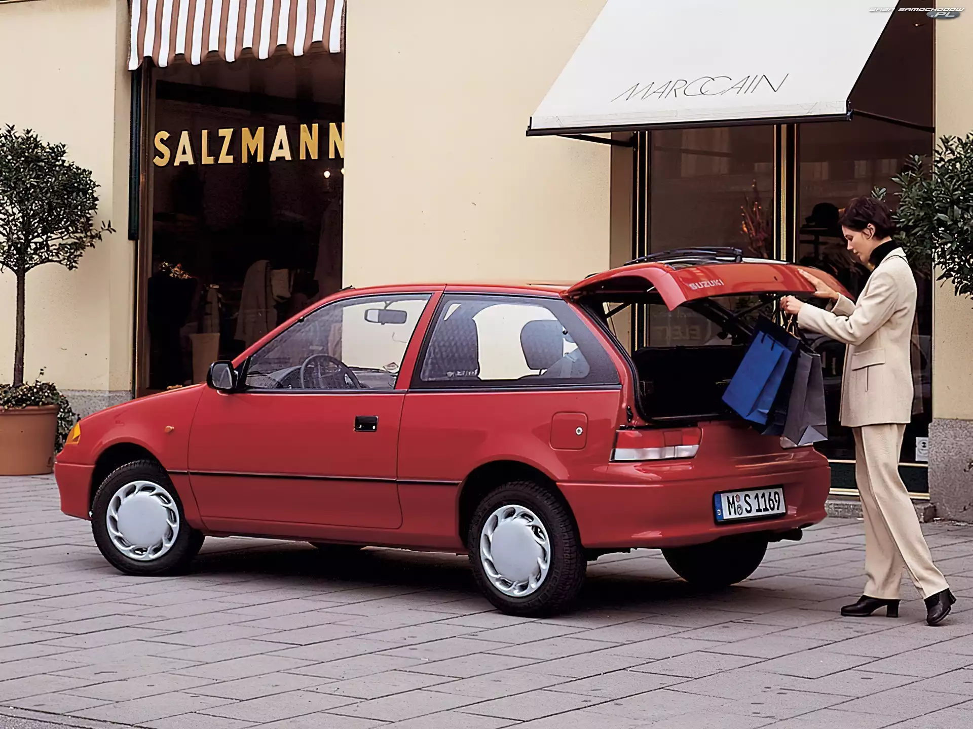 Czerwony, Suzuki Swift