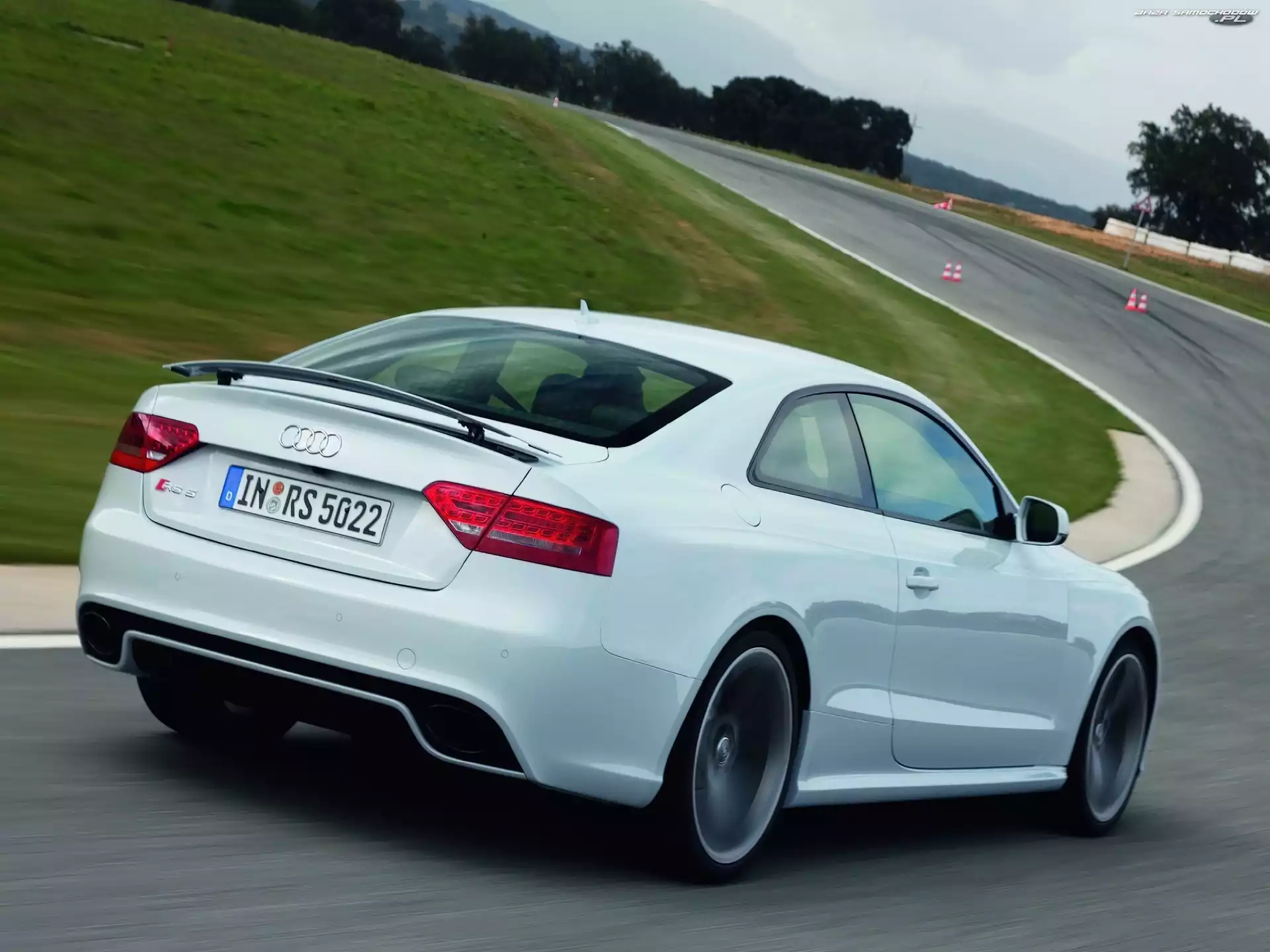 Tor, Audi RS5, Spojler