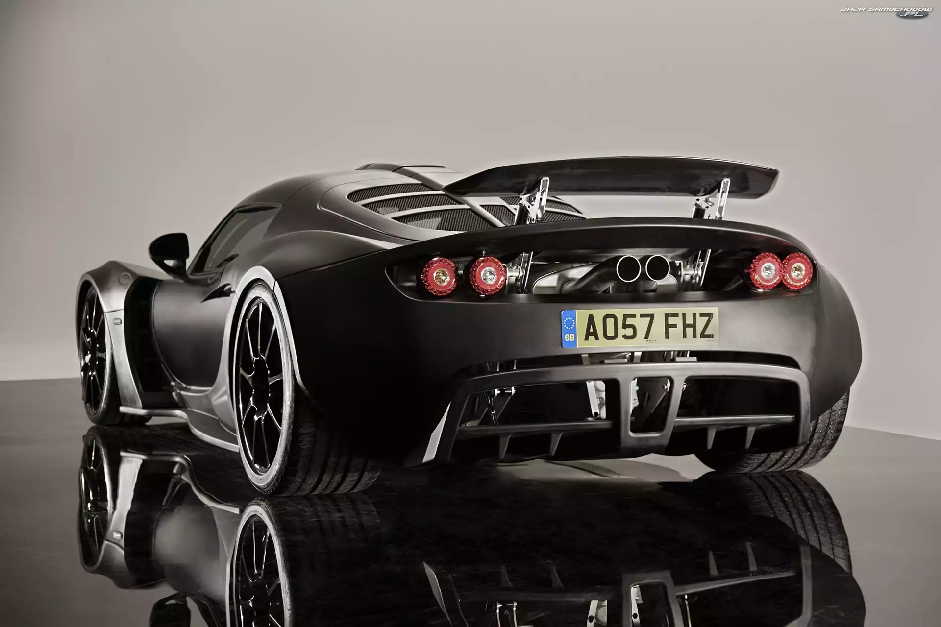 Spojler, Hennessey Venom