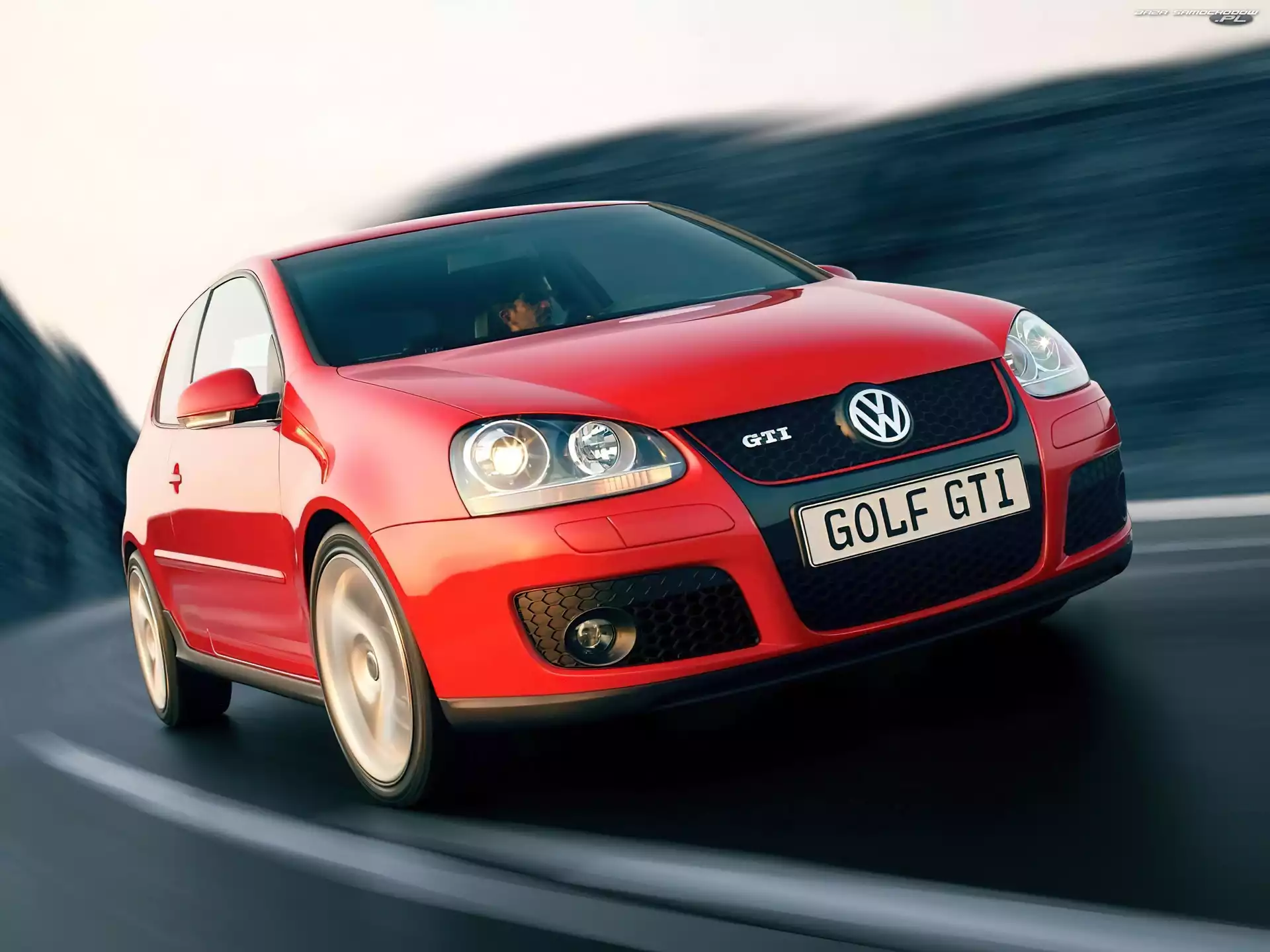 Volkswagen Golf 5, Czerwone GTI