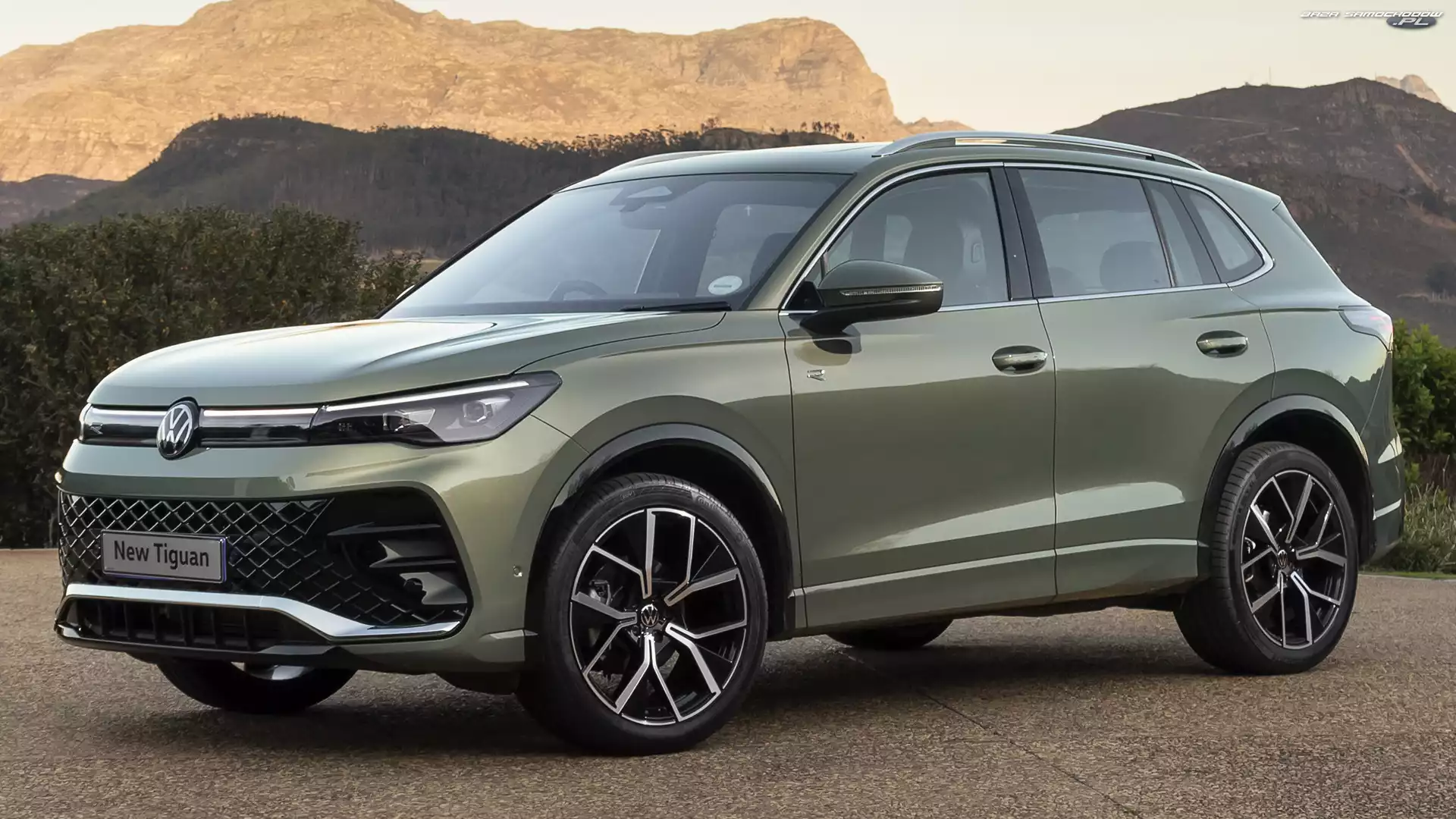 Bok, Volkswagen Tiguan R, Przód