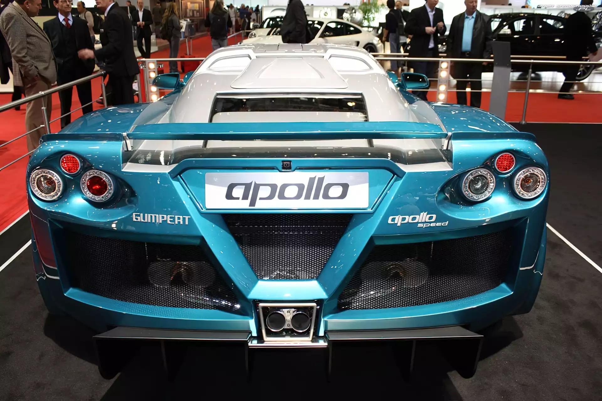 Wydechowy, Gumpert Apollo, Układ
