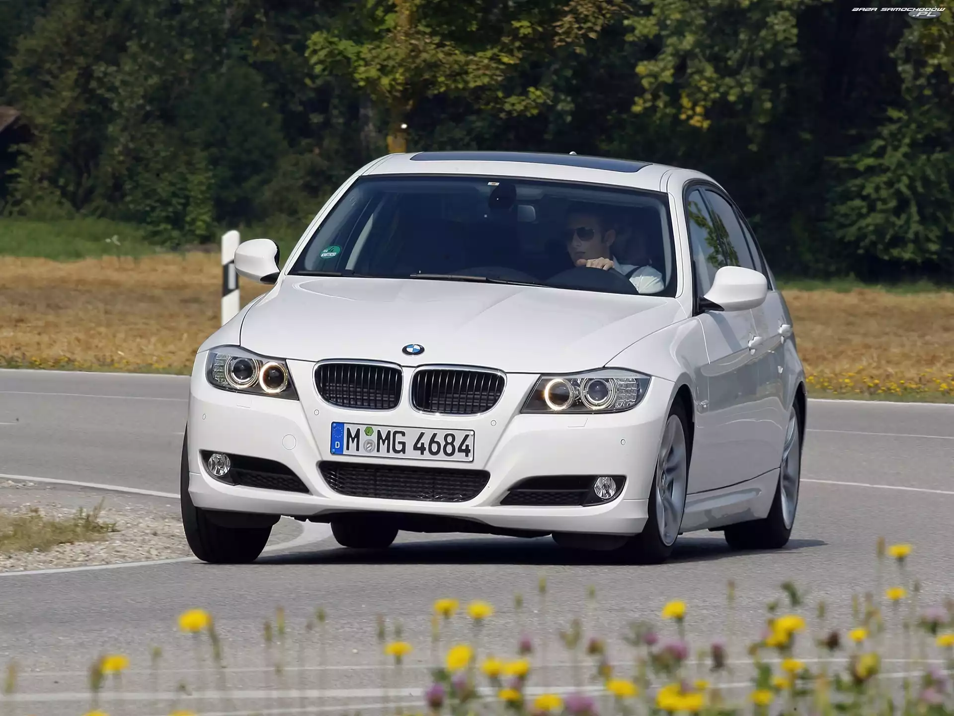 Zakrętu, BMW E90, Pokonywanie