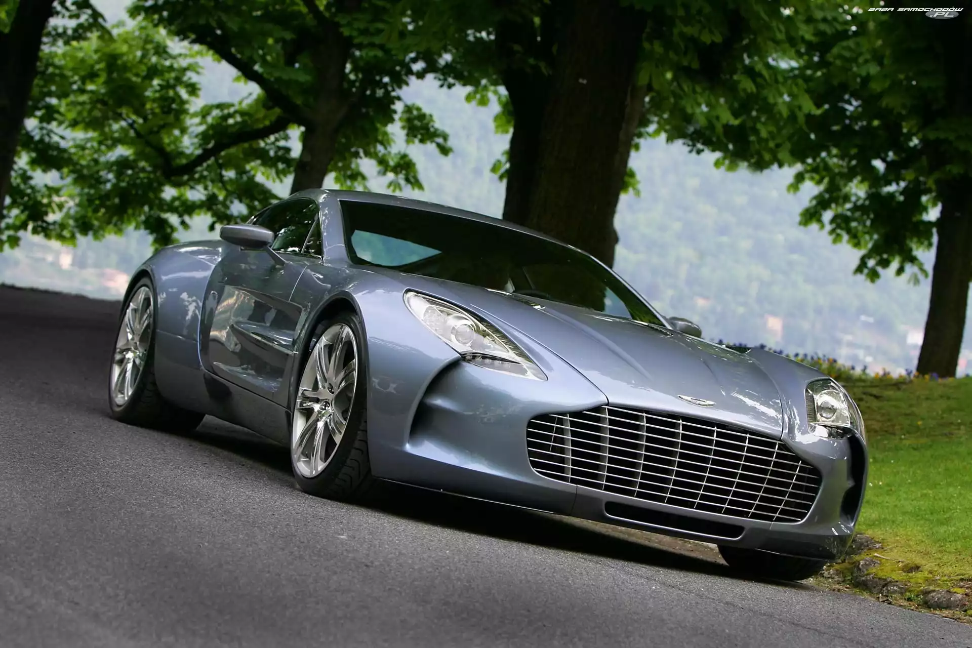 Zderzak, Aston Martin One-77, Atrapa