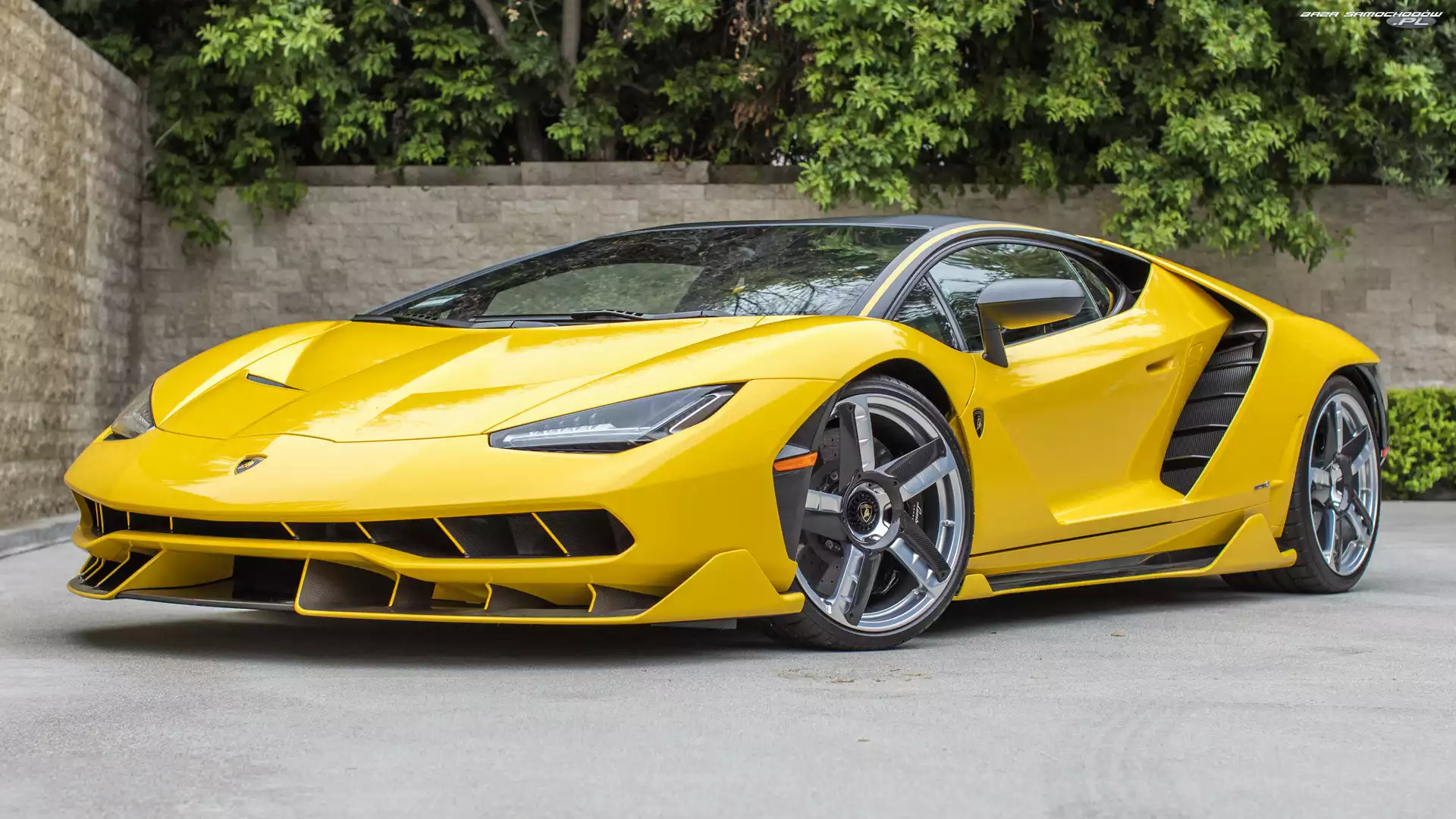 Żółte, Lamborghini Centenario