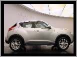 Nissan Juke, Prawa, Strona